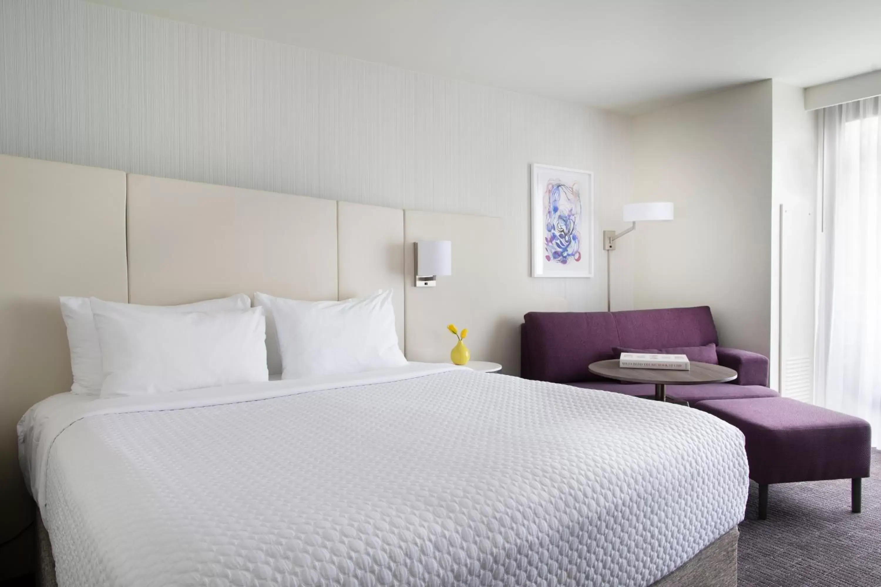 Bedroom, Bed in Crowne Plaza Hotel Atlanta Perimeter at Ravinia, an IHG Hotel