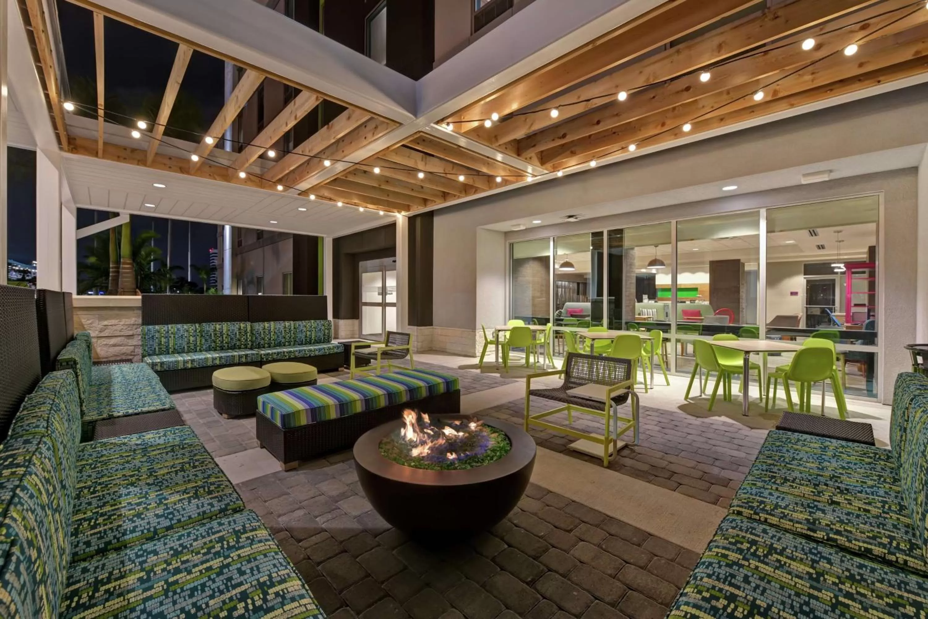 Patio in Home2 Suites By Hilton West Palm Beach Airport
