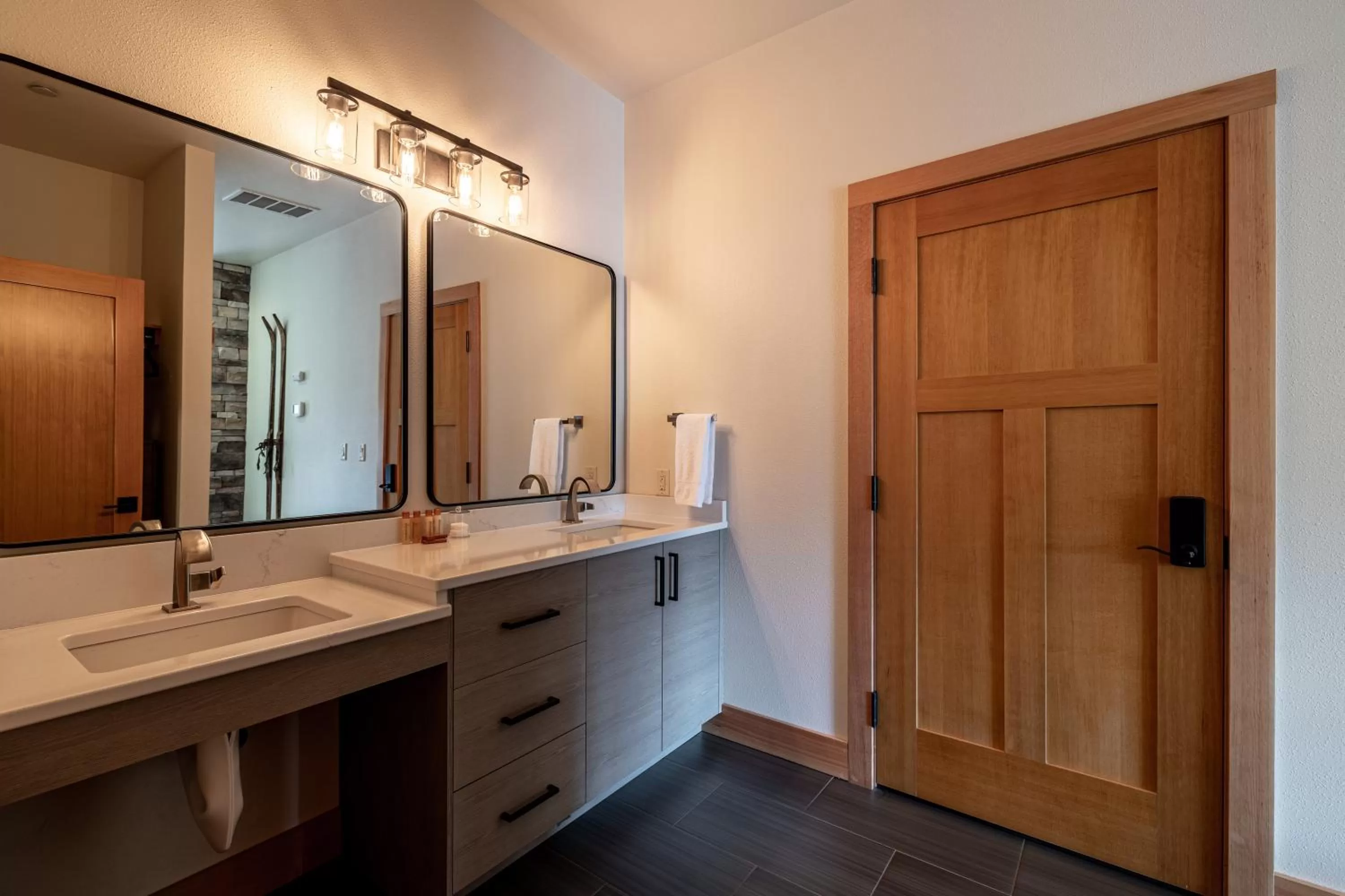 Bathroom in Alpen Dorf Pension