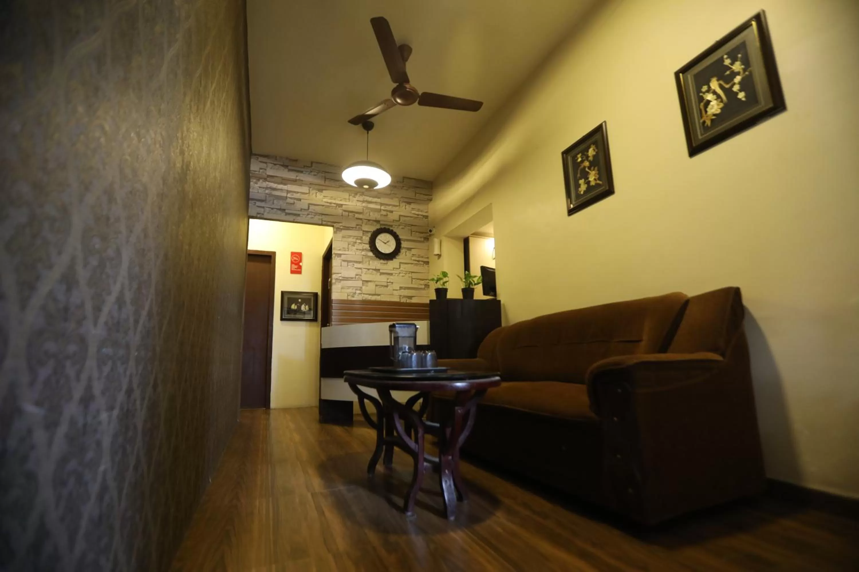 Lobby or reception in Nestlay Rooms Ambattur