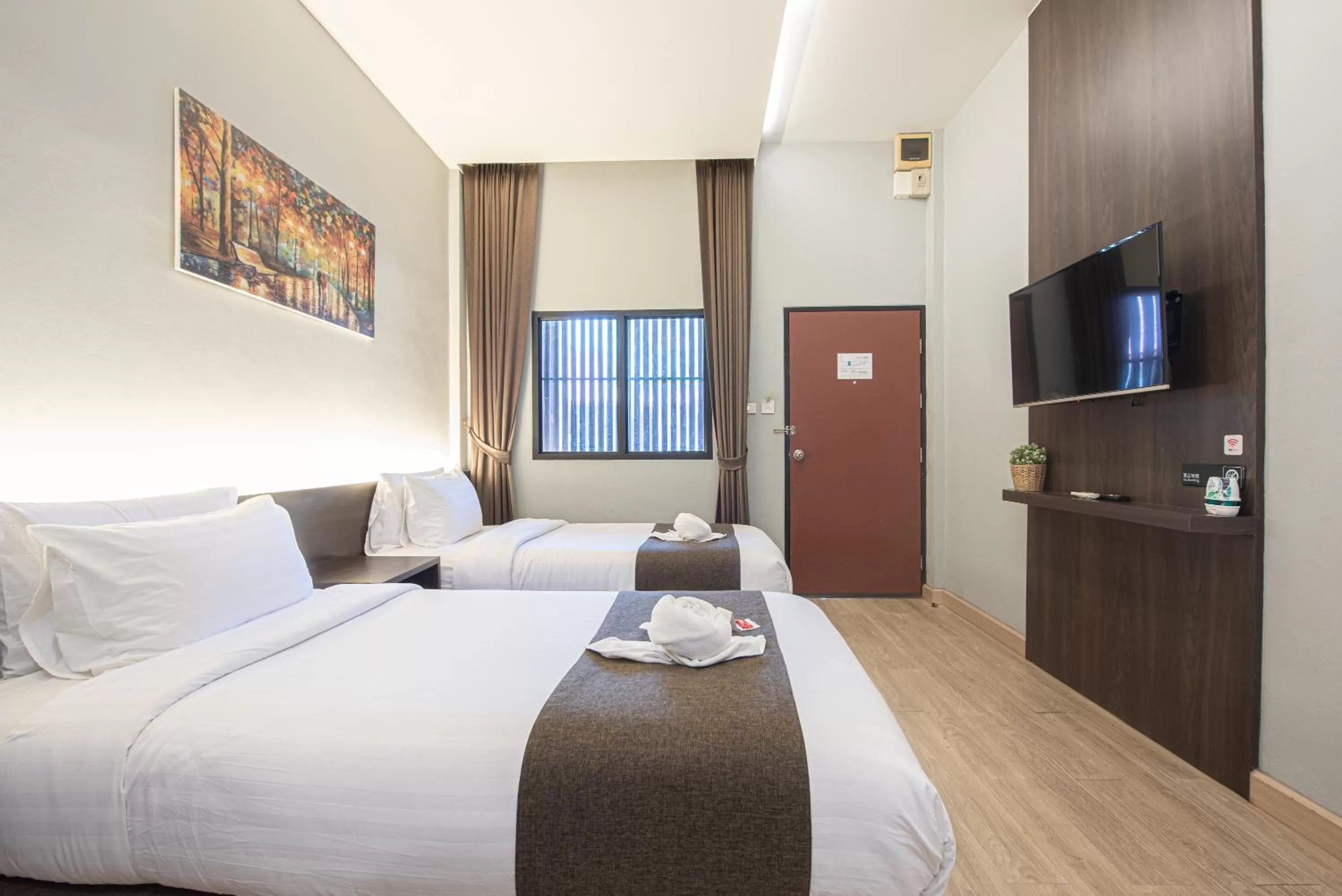 Deluxe Twin Room in Tarnsiri Boutique Resort