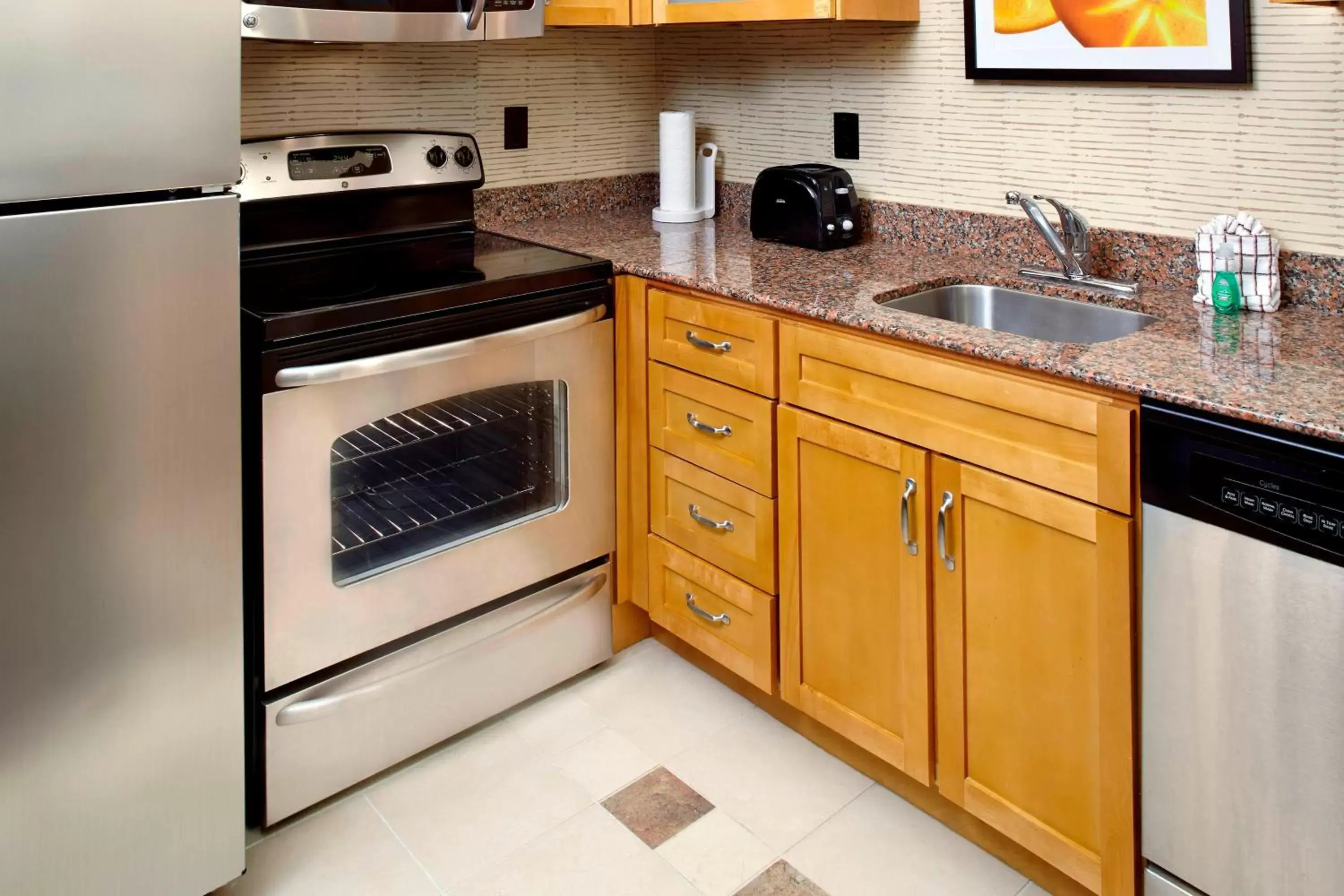 Kitchen or kitchenette, Kitchen/Kitchenette in Residence Inn Tampa Suncoast Parkway at NorthPointe Village