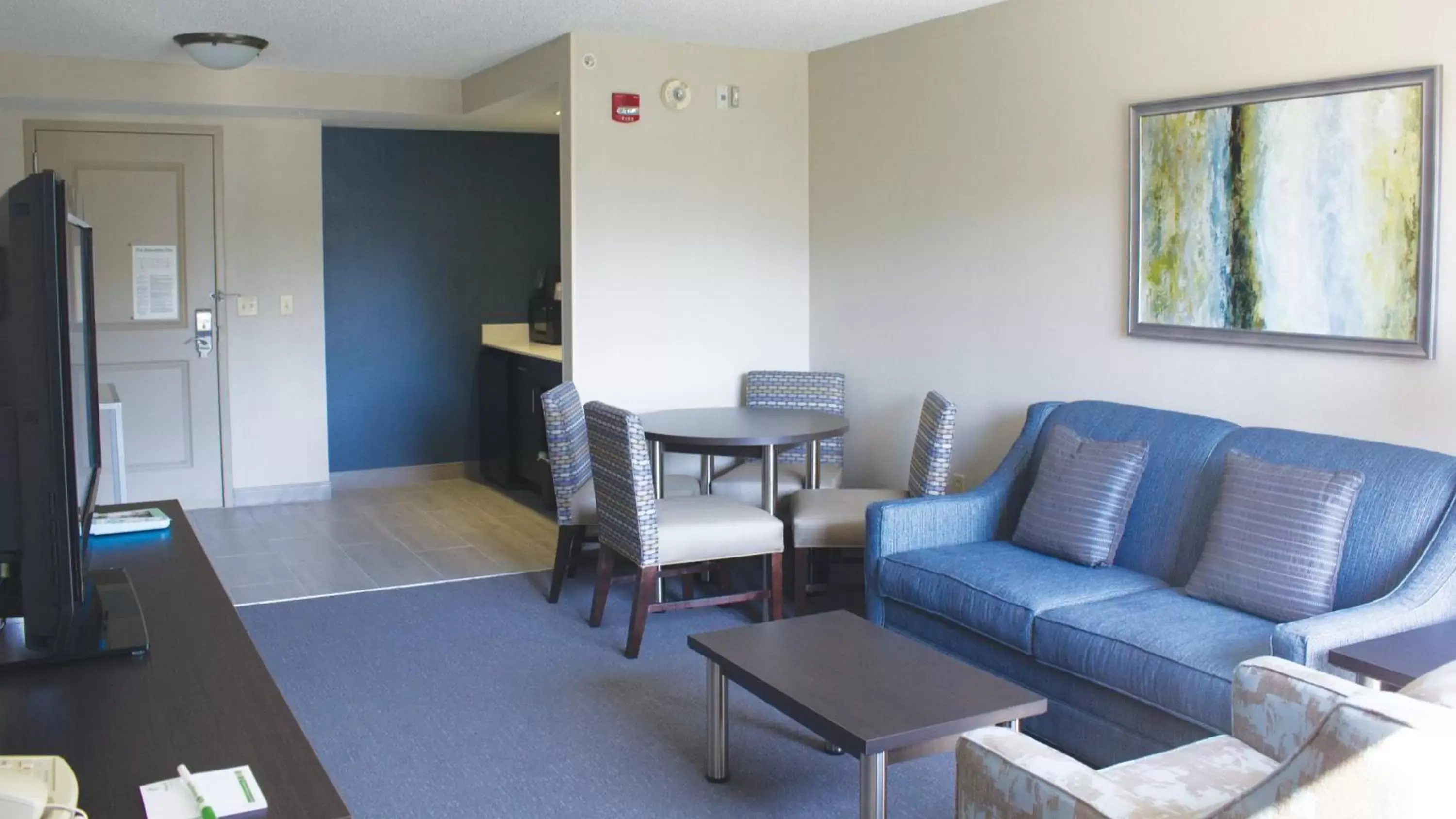 Photo of the whole room in Holiday Inn Hotel & Suites Tallahassee Conference Center North by IHG Photo of the whole room in Holiday Inn Hotel & Suites Tallahassee Conference Center North by IHG