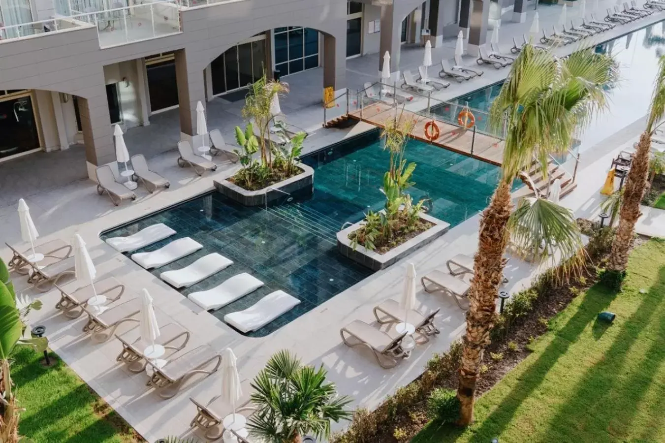 Swimming pool, Pool View in Akra Kemer - Ultra All Inclusive