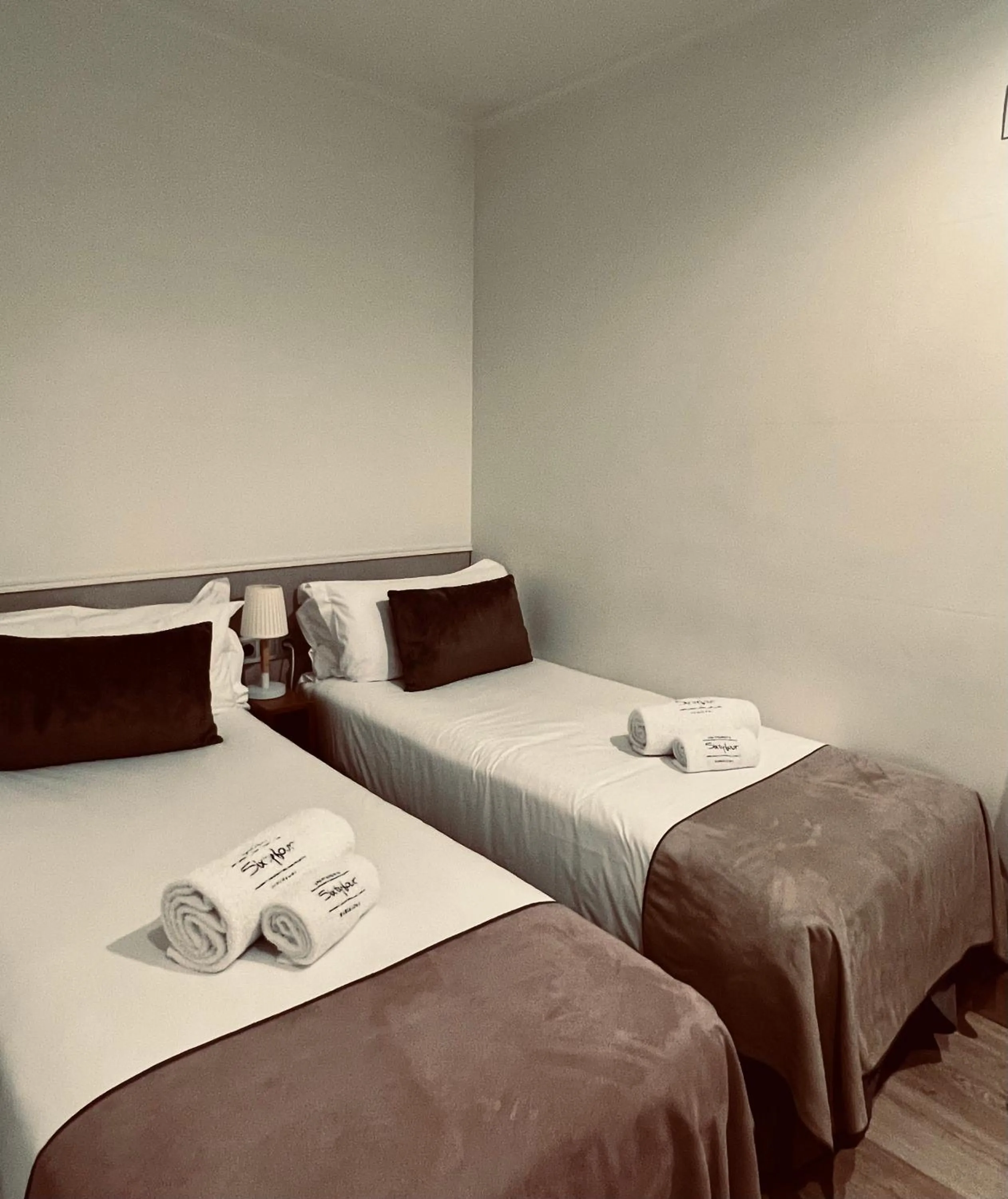 Bed in Apartments Sixtyfour