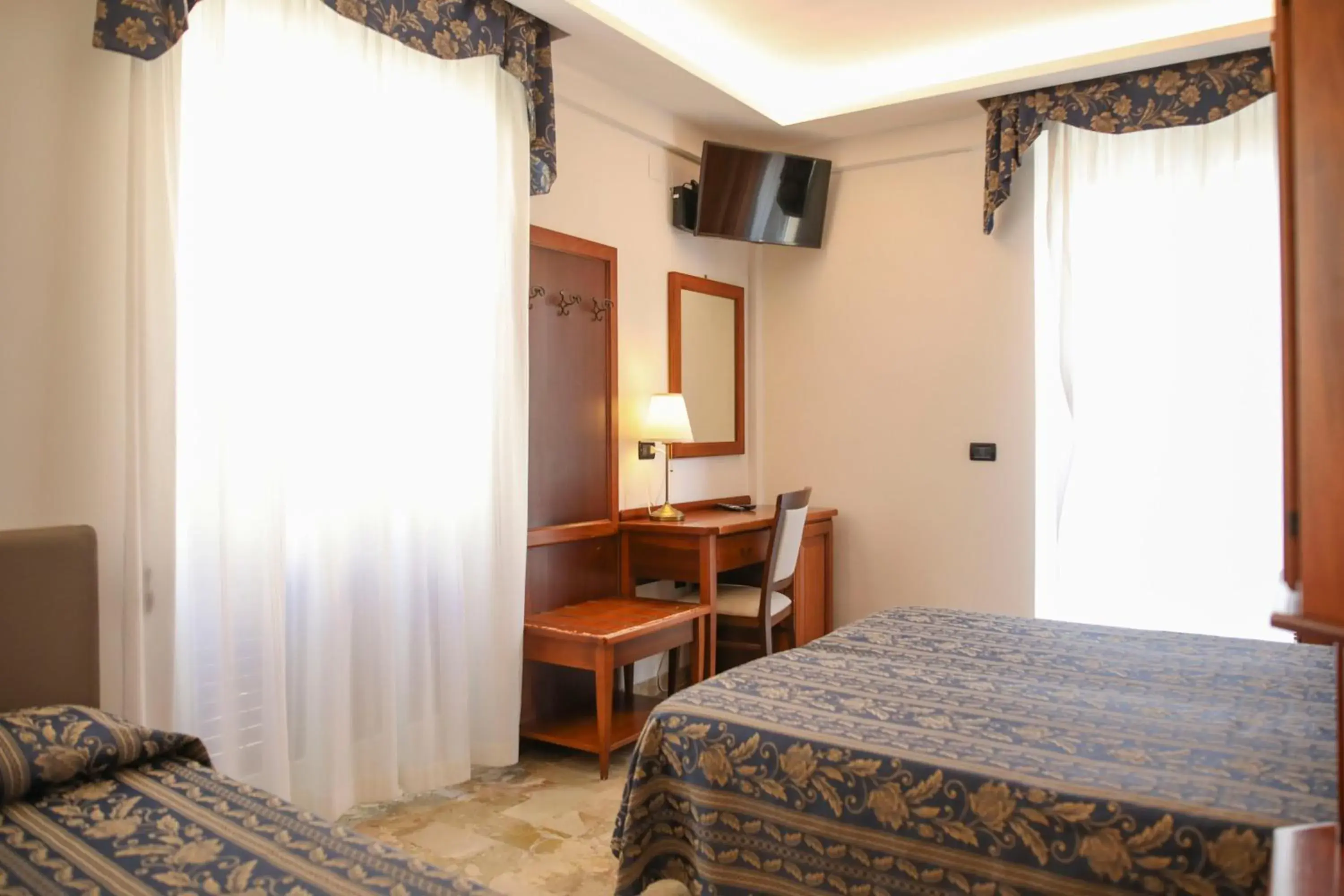 Photo of the whole room in Hotel La Giara