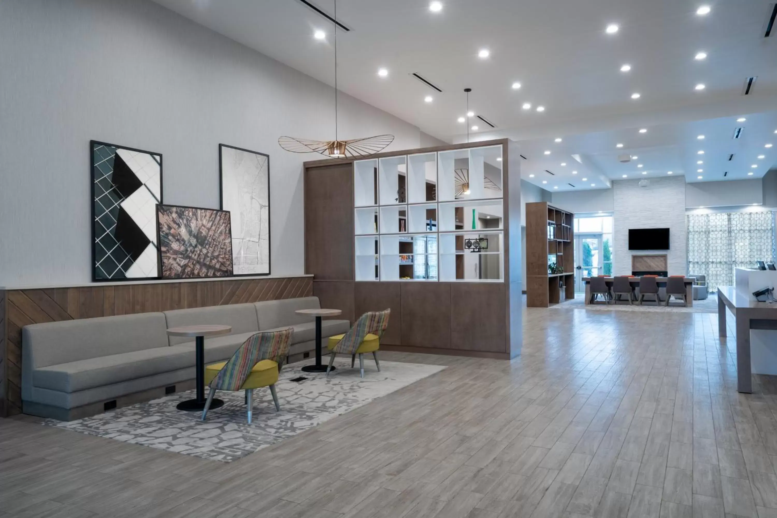 Property building in Holiday Inn & Suites Memphis Southeast-Germantown by IHG Property building in Holiday Inn & Suites Memphis Southeast-Germantown by IHG