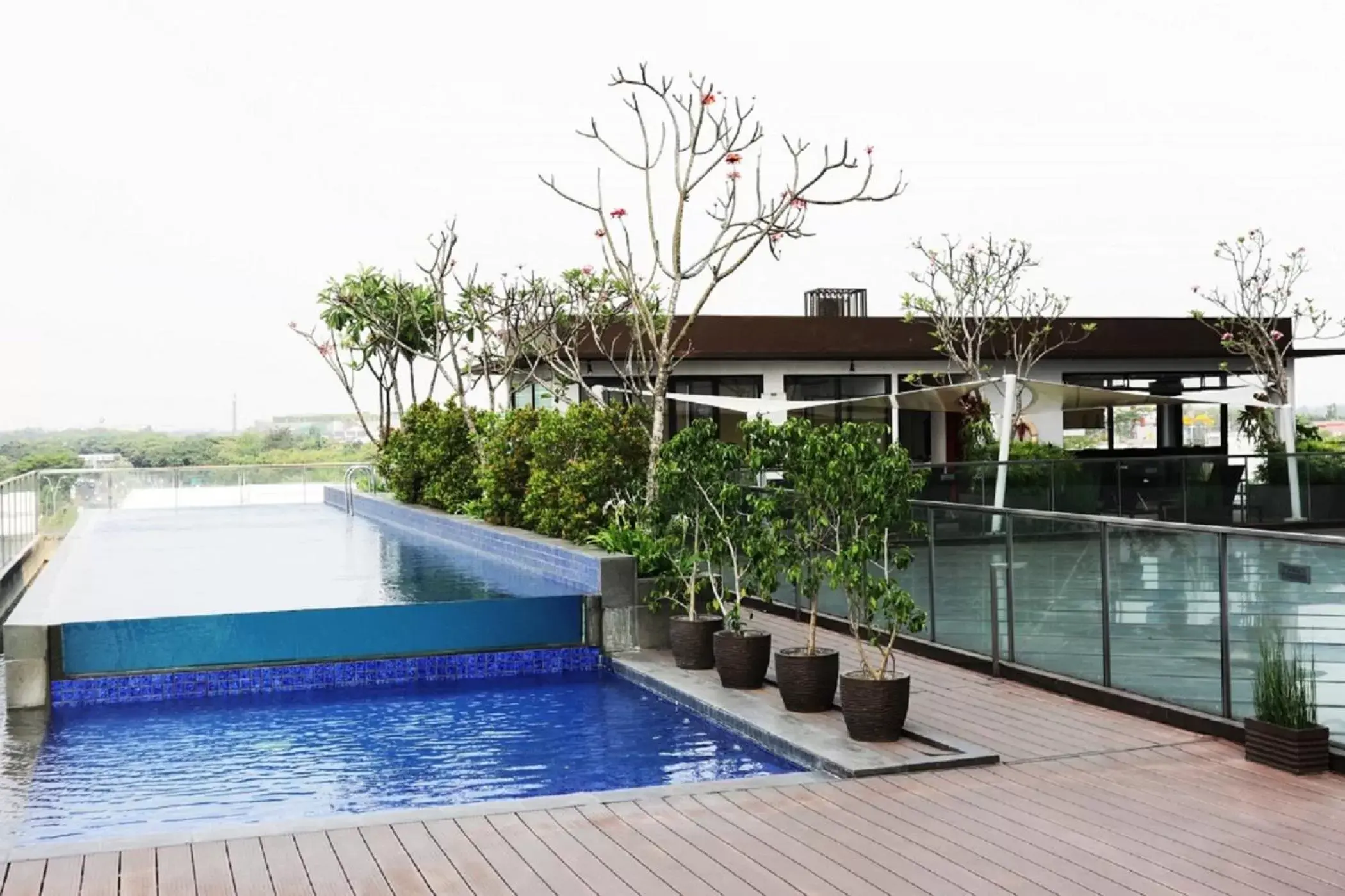 Swimming pool in Santika Premiere Bintaro Swimming pool in Santika Premiere Bintaro