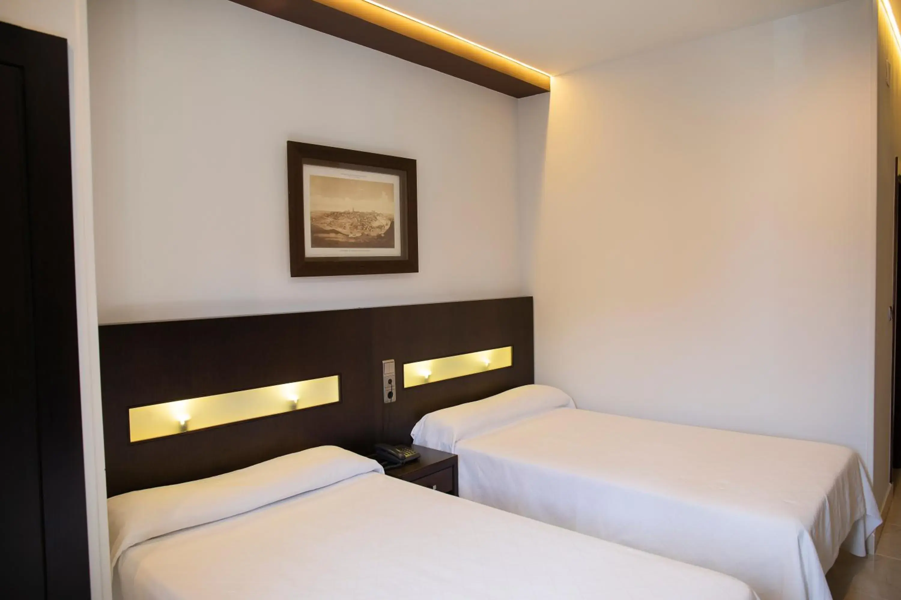 Bed in Hotel El Mesón Bed in Hotel El Mesón