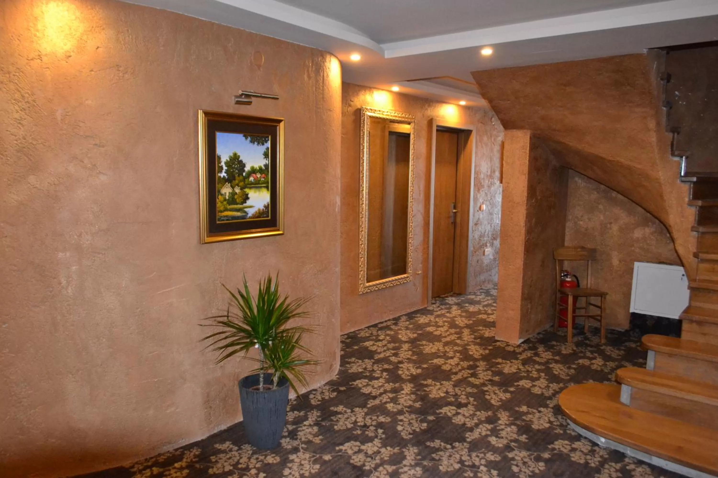 Garni Hotel Chicha - Winery ŠKRBIĆ