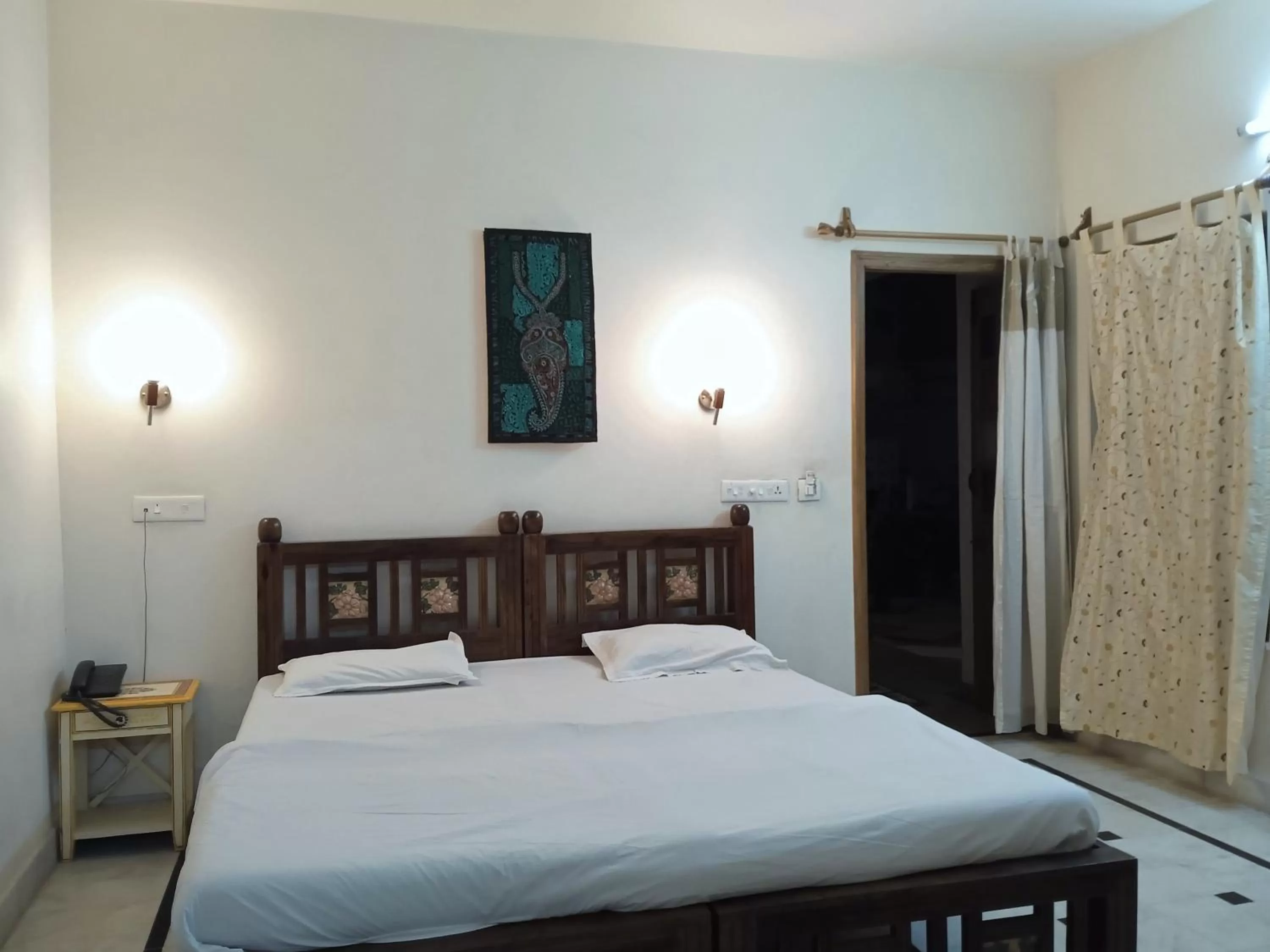 Bed in Rigmor haveli