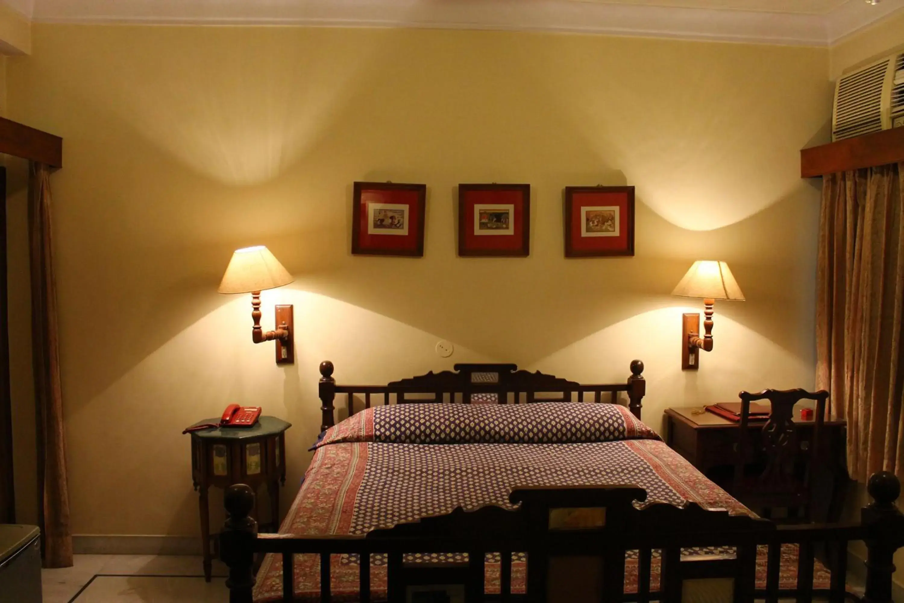 Bed in Madhuban - A Heritage Home