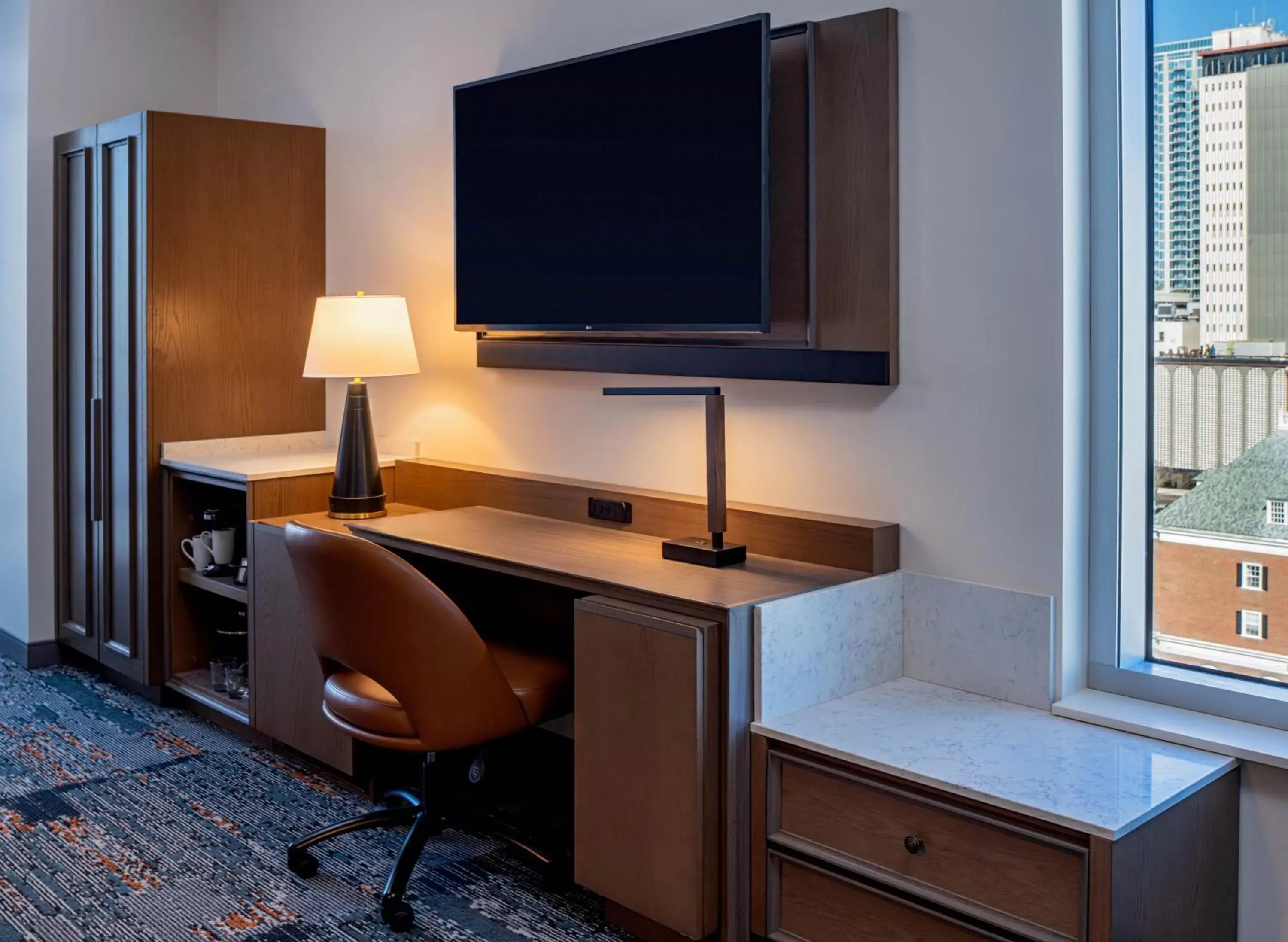 Property building, TV/Entertainment Center in Hyatt Place Tampa Downtown