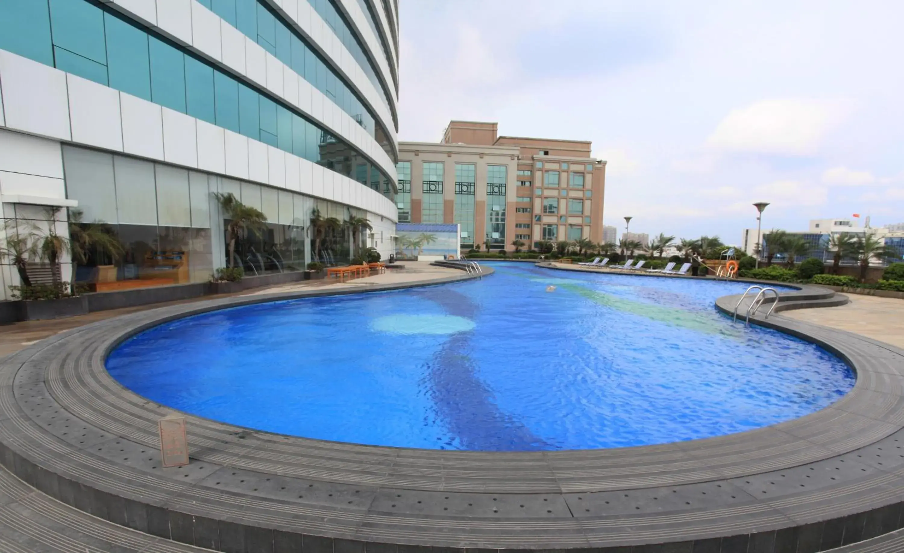 , Swimming Pool in HJ International Hotel