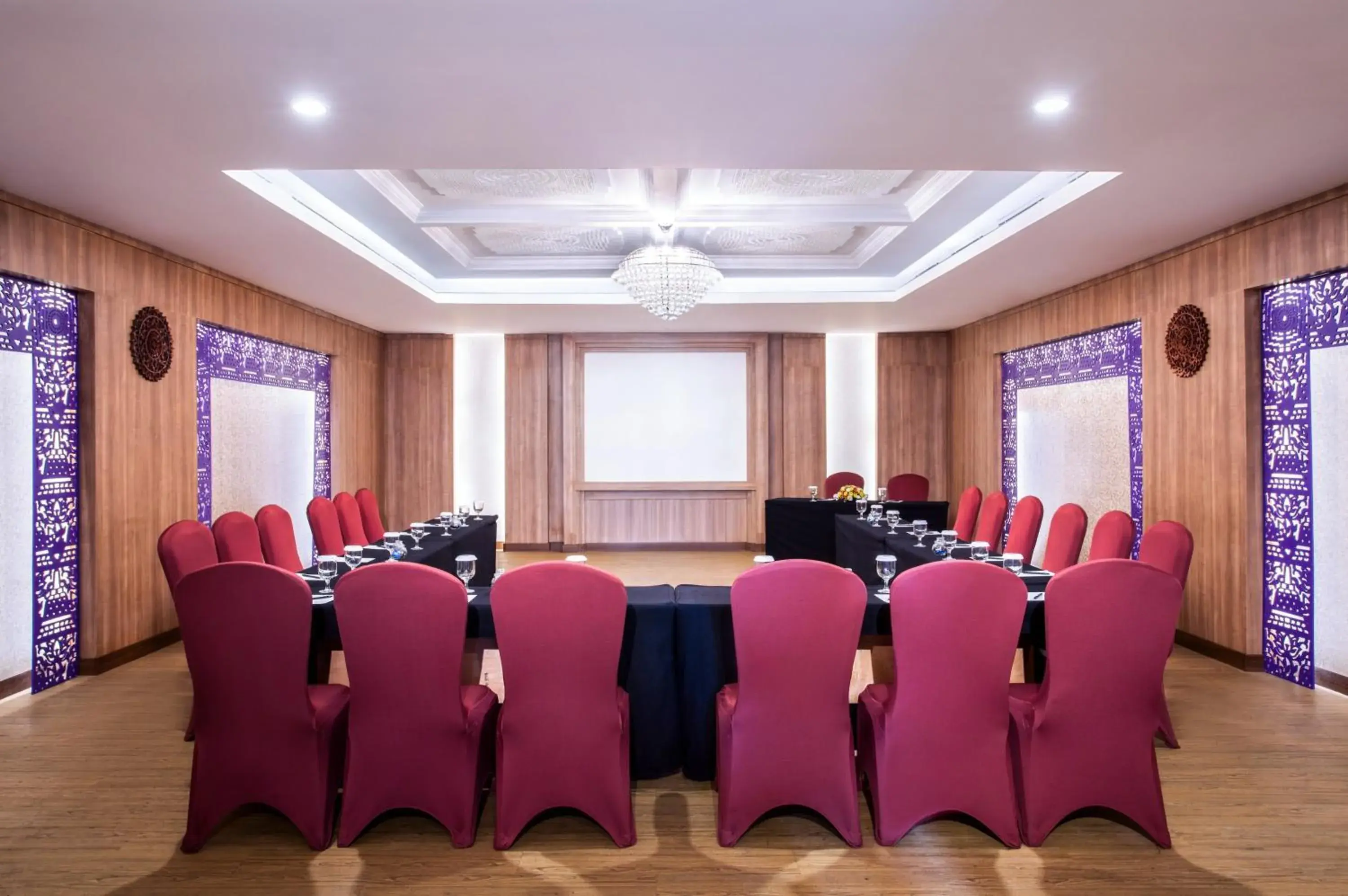 Meeting/conference room in Grand Mercure Yogyakarta Adi Sucipto