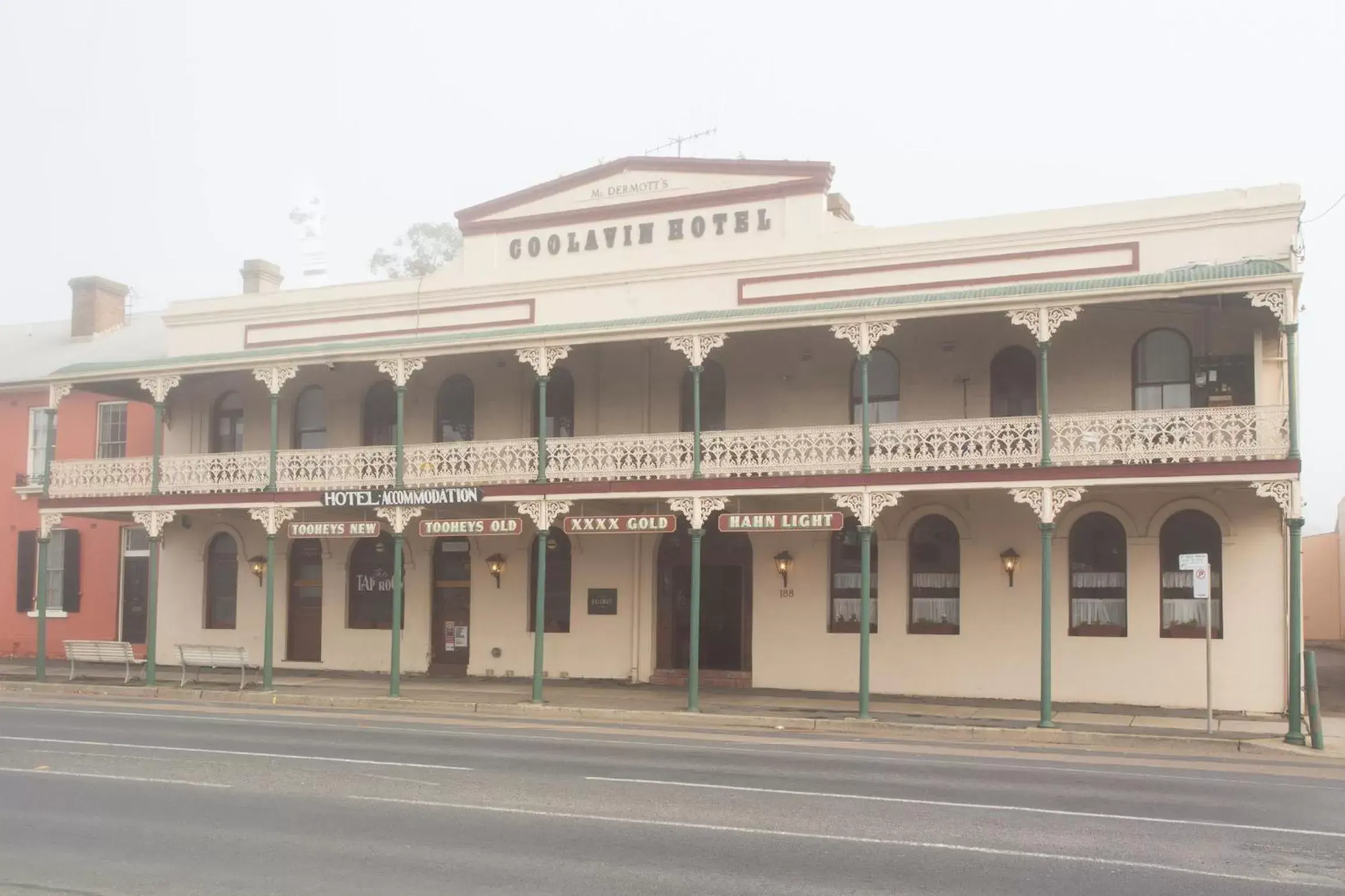 Property Building in Southern Railway Hotel Goulburn