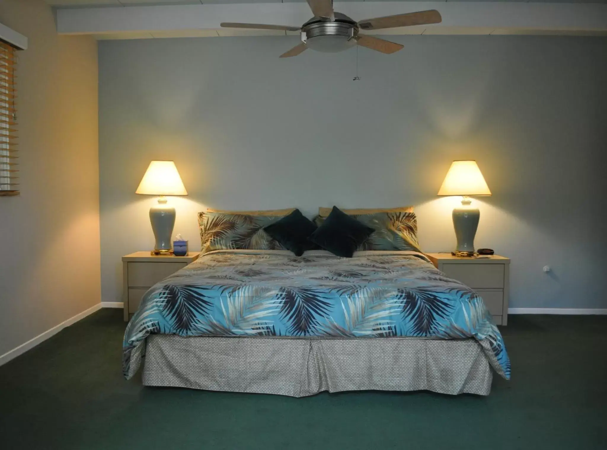 Photo of the whole room, Bed in Vista Grande Resort - A Gay Men's Resort