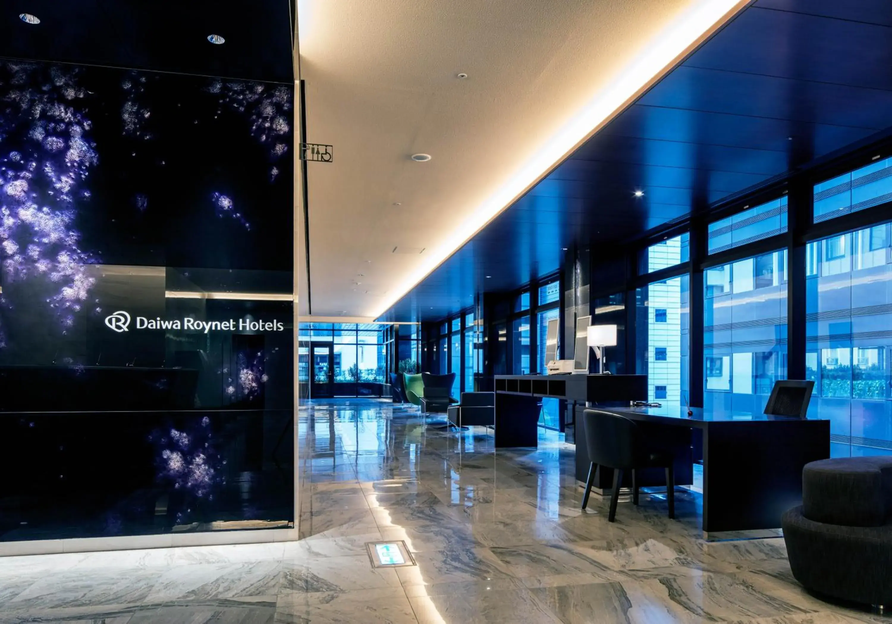 Lobby or reception in Daiwa Roynet Hotel Ginza PREMIER