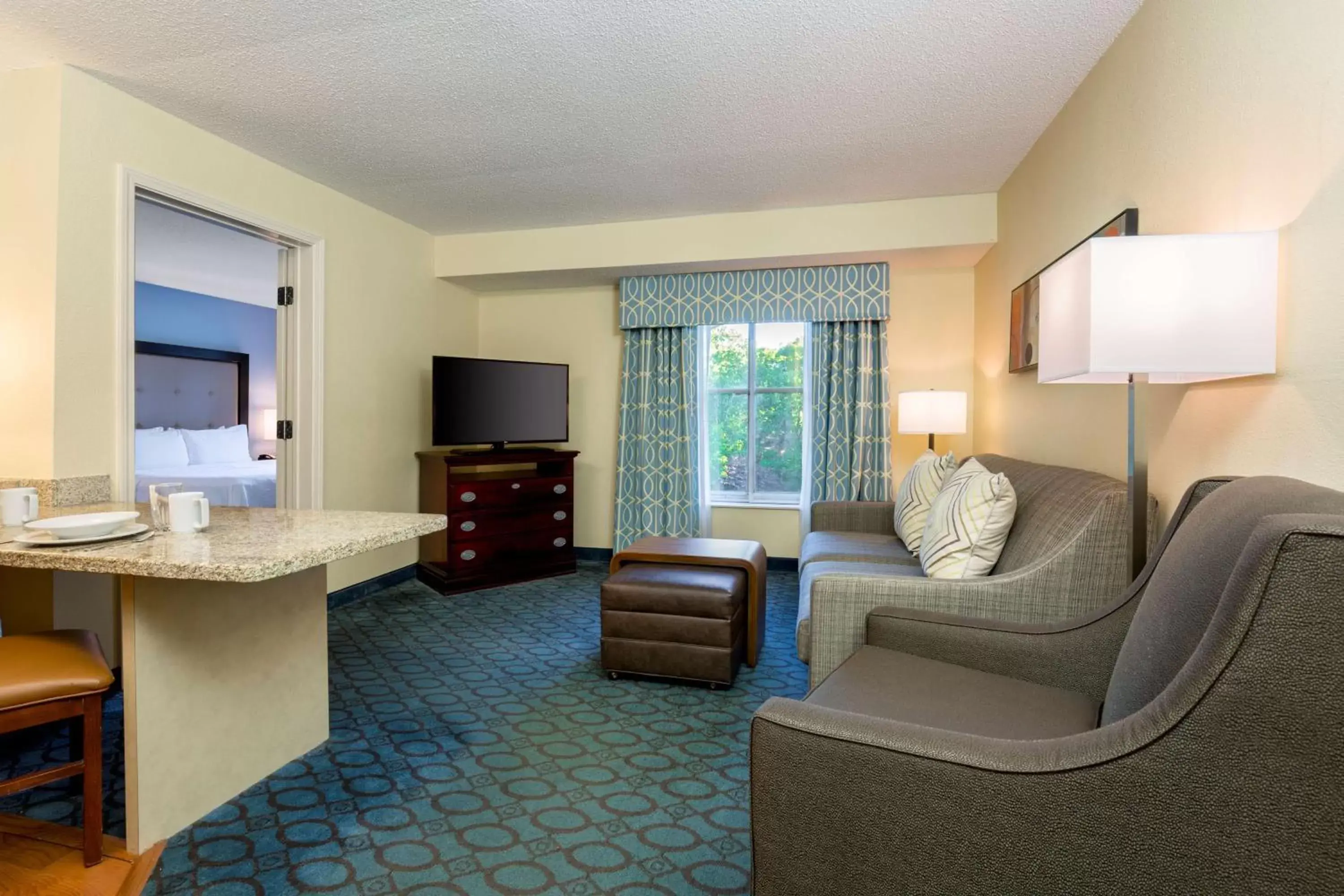 Bedroom, Seating Area in Homewood Suites Nashville Airport