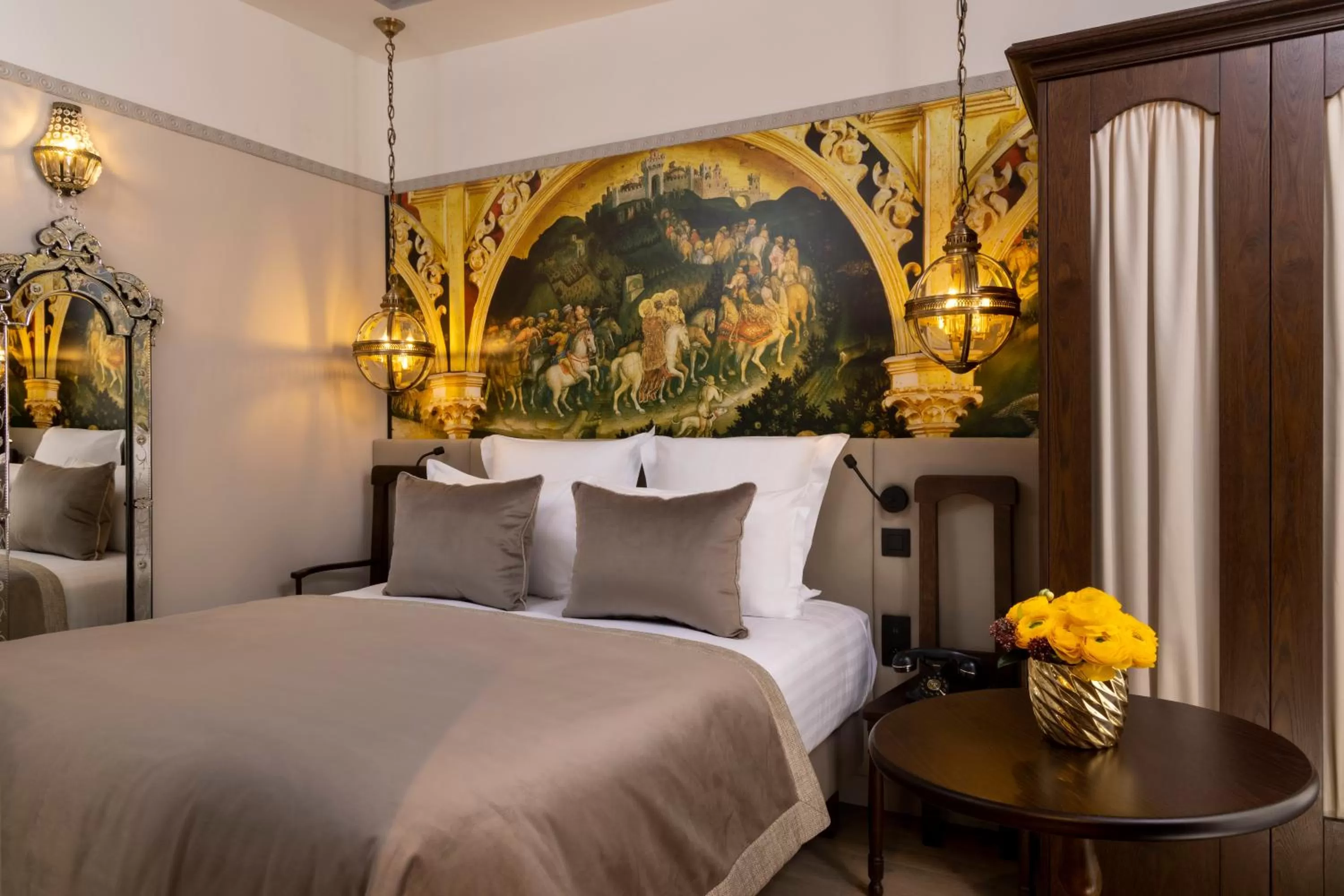 Photo of the whole room, Bed in Hôtel Vinci Due & Spa