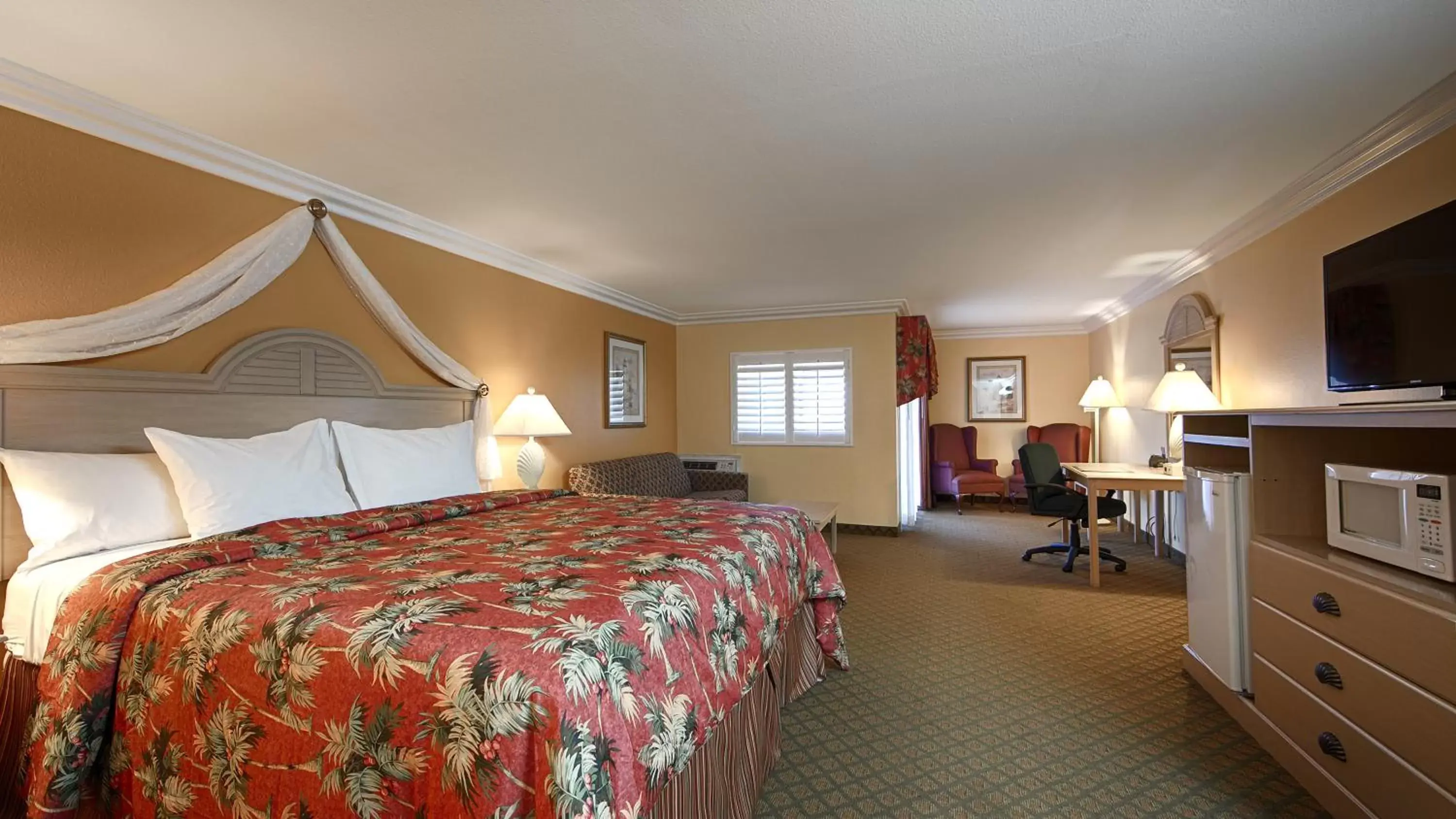 Day in Best Western - Harbour Inn & Suites