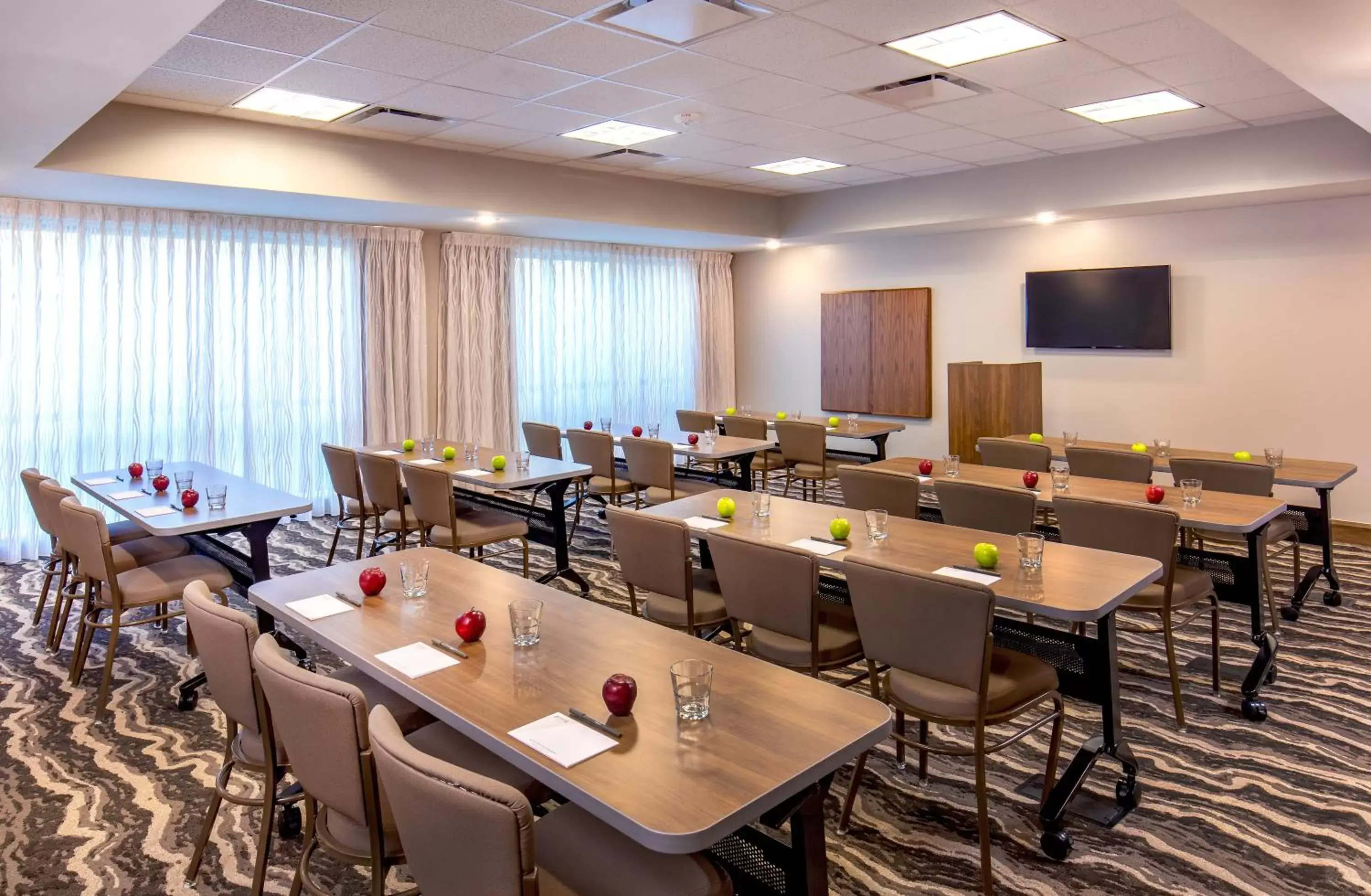 Meeting/conference room in Staybridge Suites Charlottesville Airport, an IHG Hotel