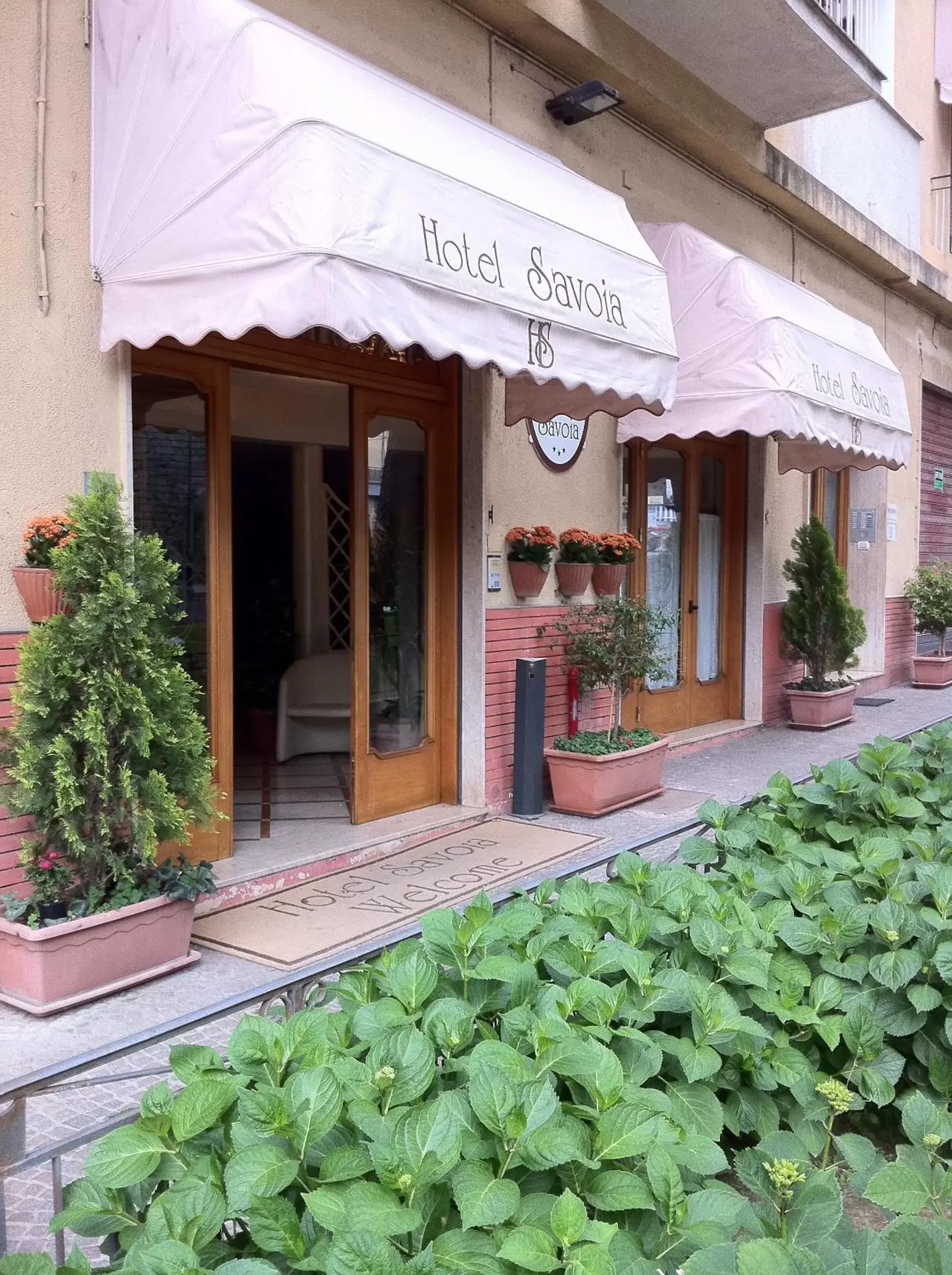 Facade/entrance in Hotel Savoia Sorrento