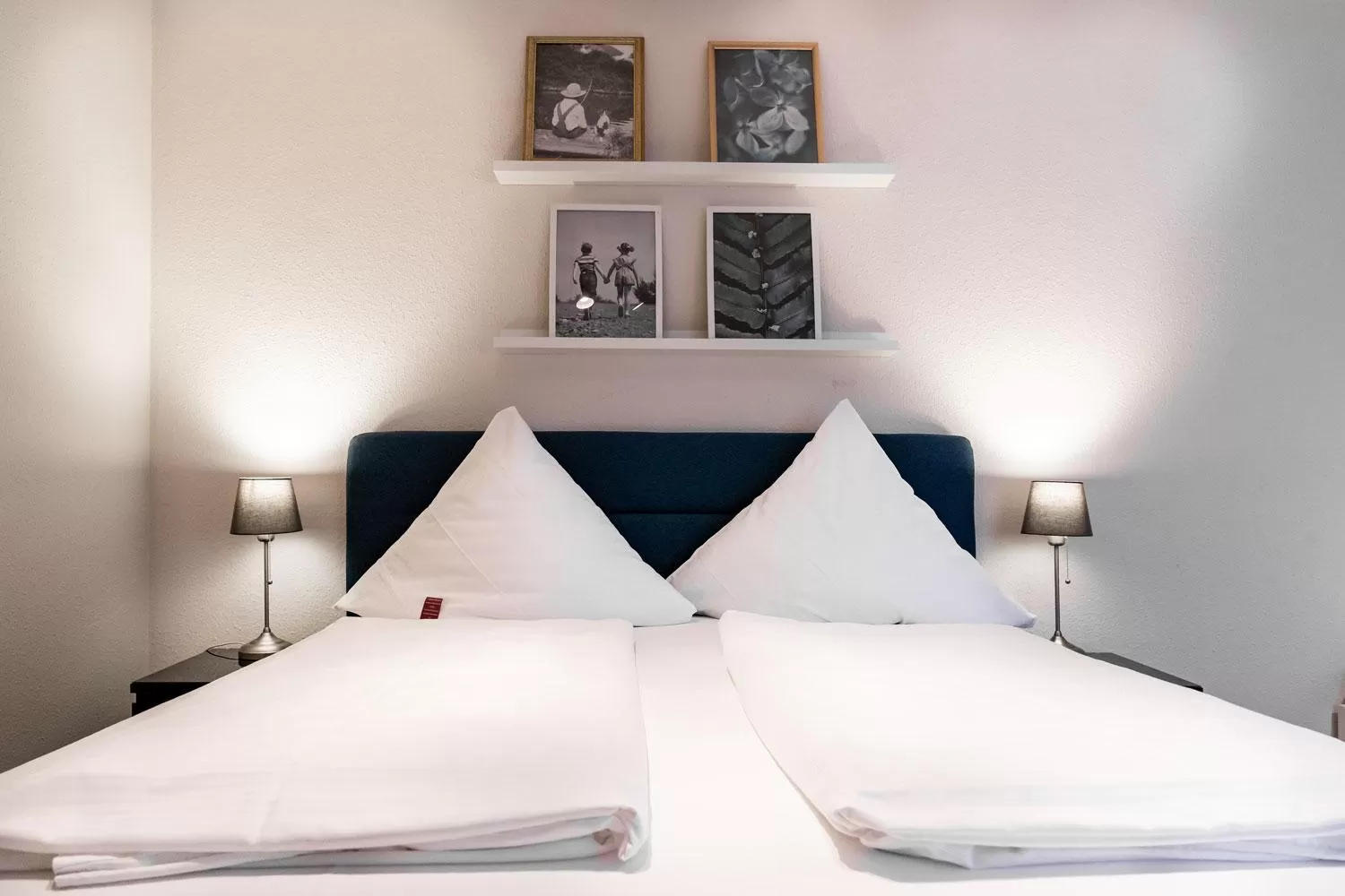 Bed in Hotel Beim Schupi Karlsruhe