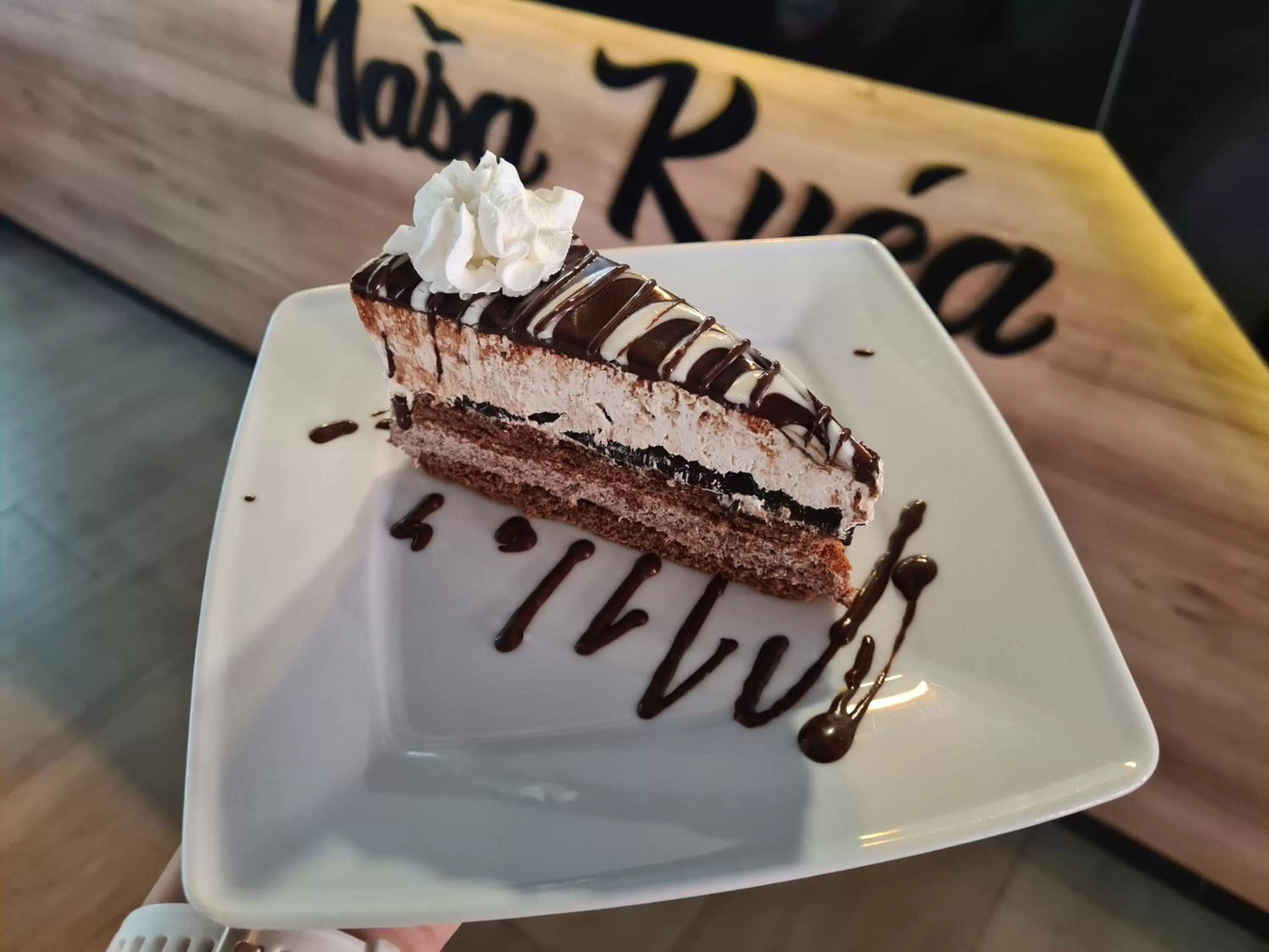 Food and drinks in Hotel Kakanj