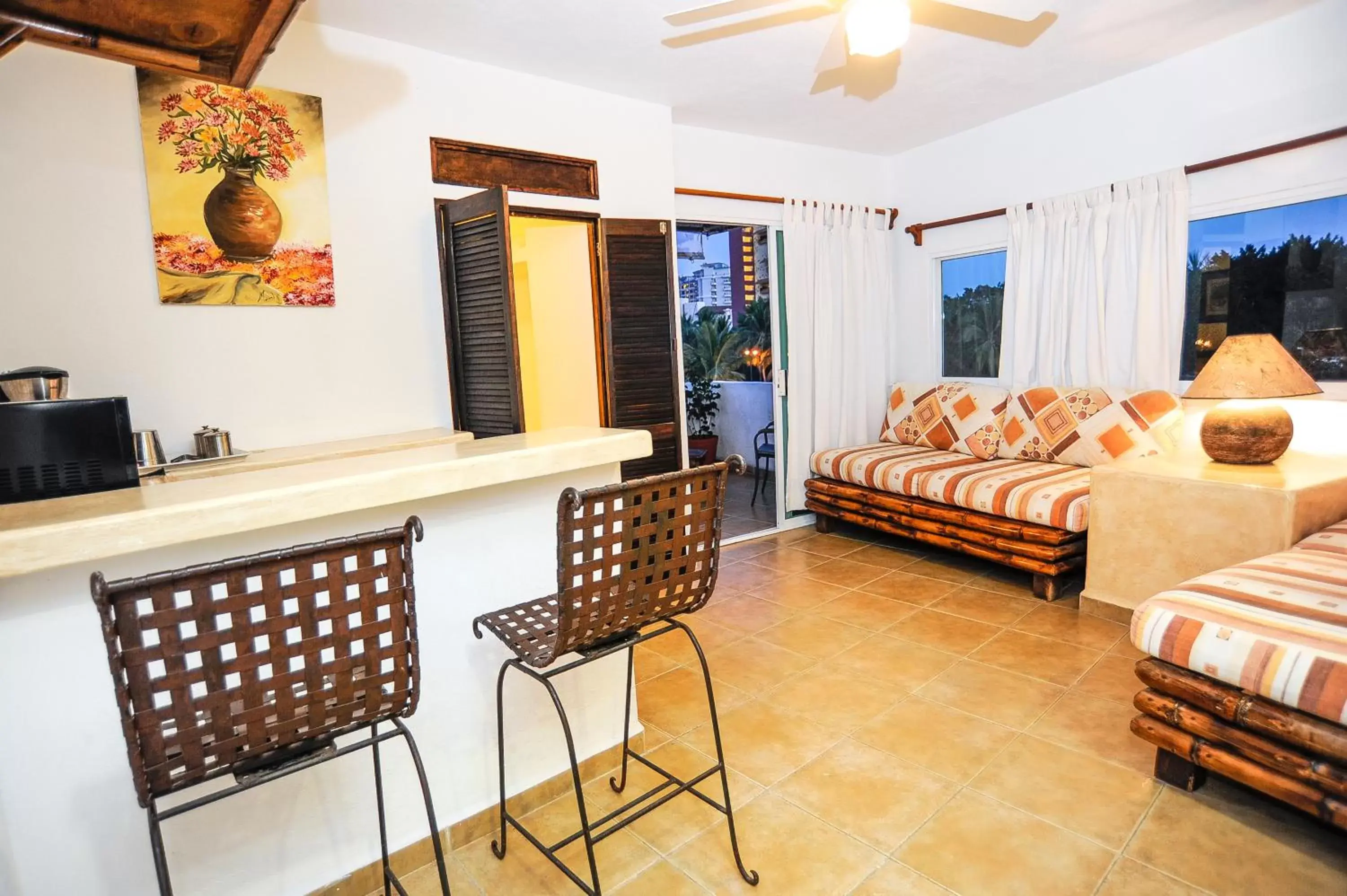 Living room, Seating Area in Hotel Suites Ixtapa Plaza