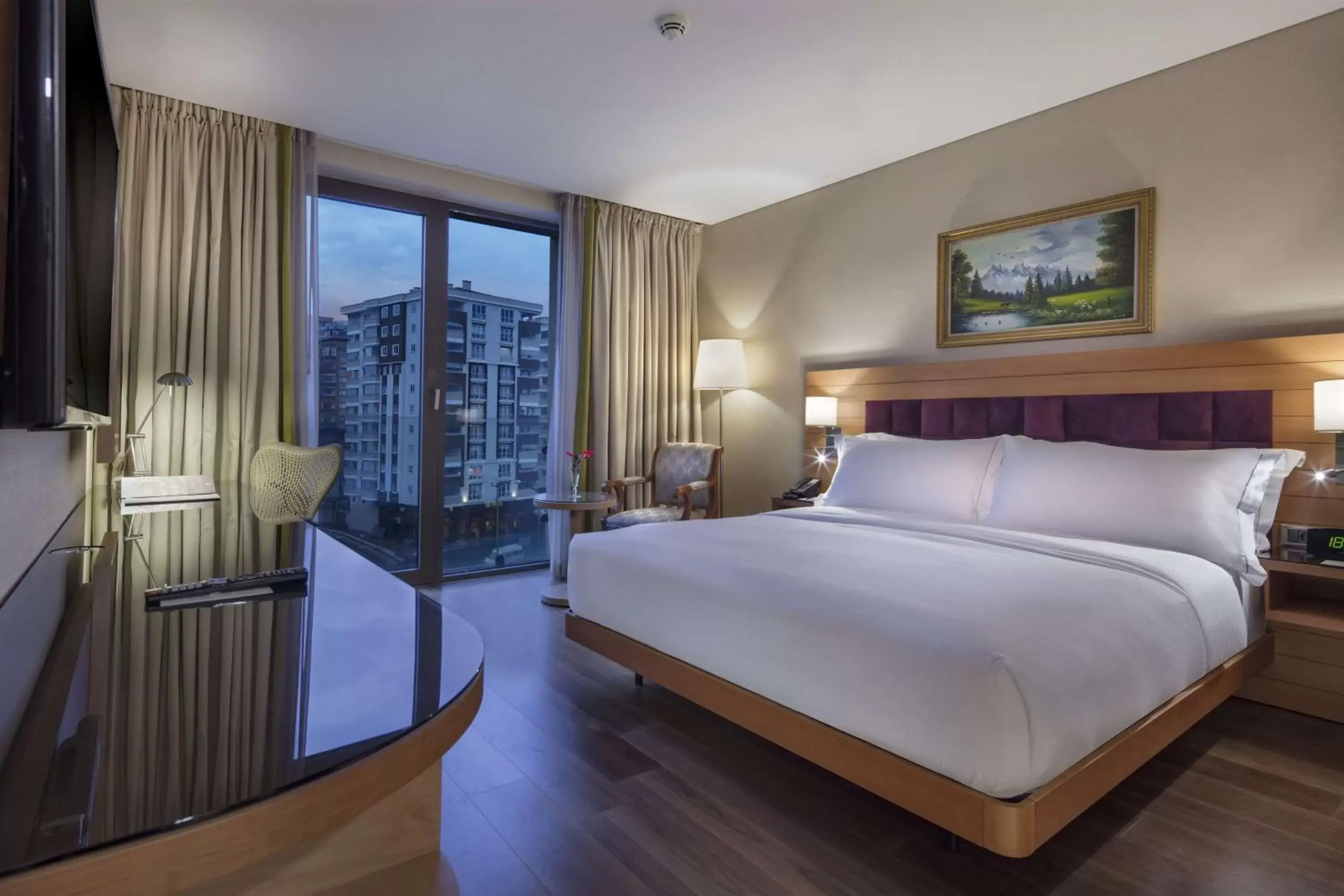 Bedroom, Bed in DoubleTree by Hilton Trabzon