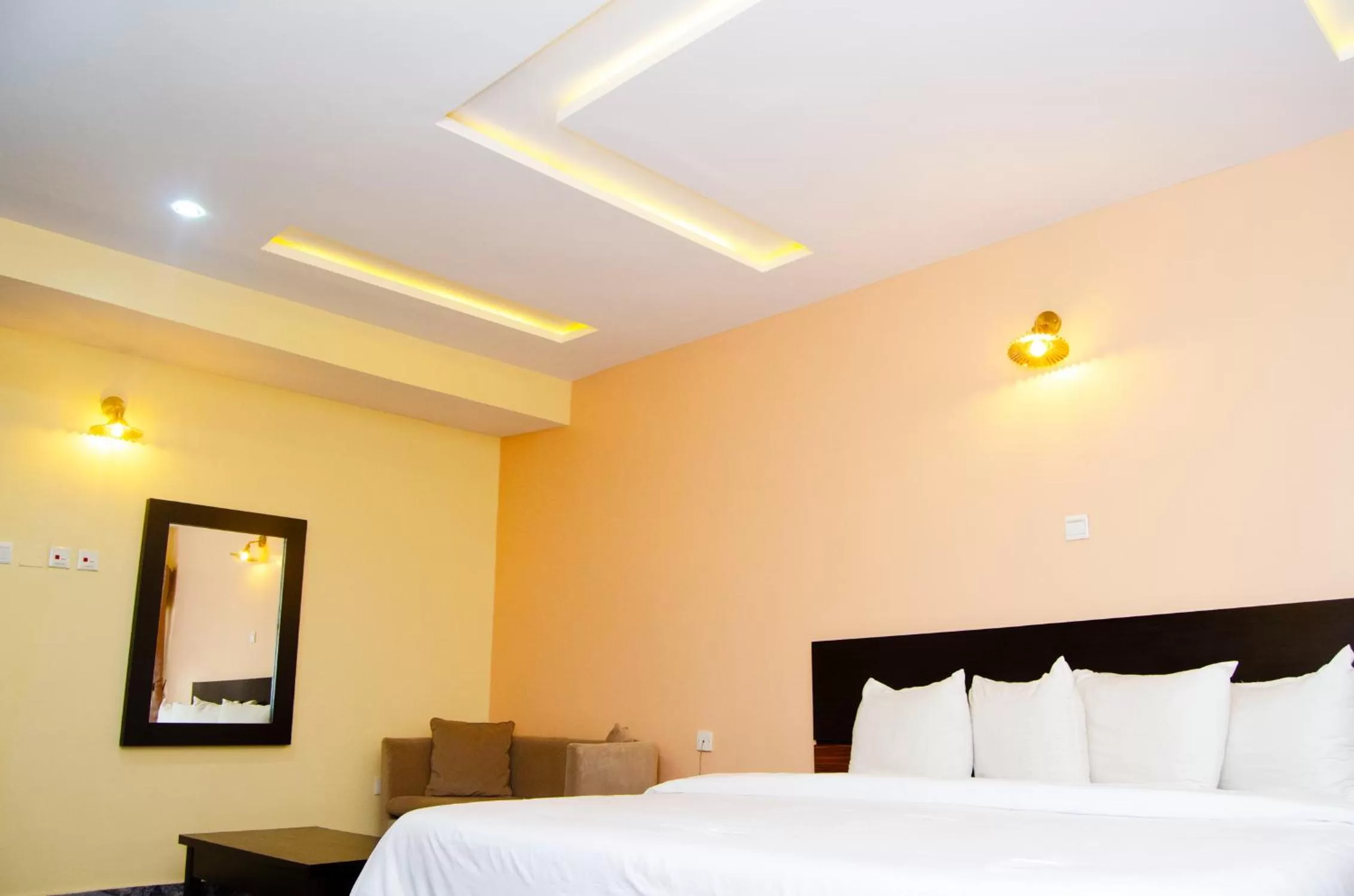 Bed in Residency Hotel Area11 Garki Abuja