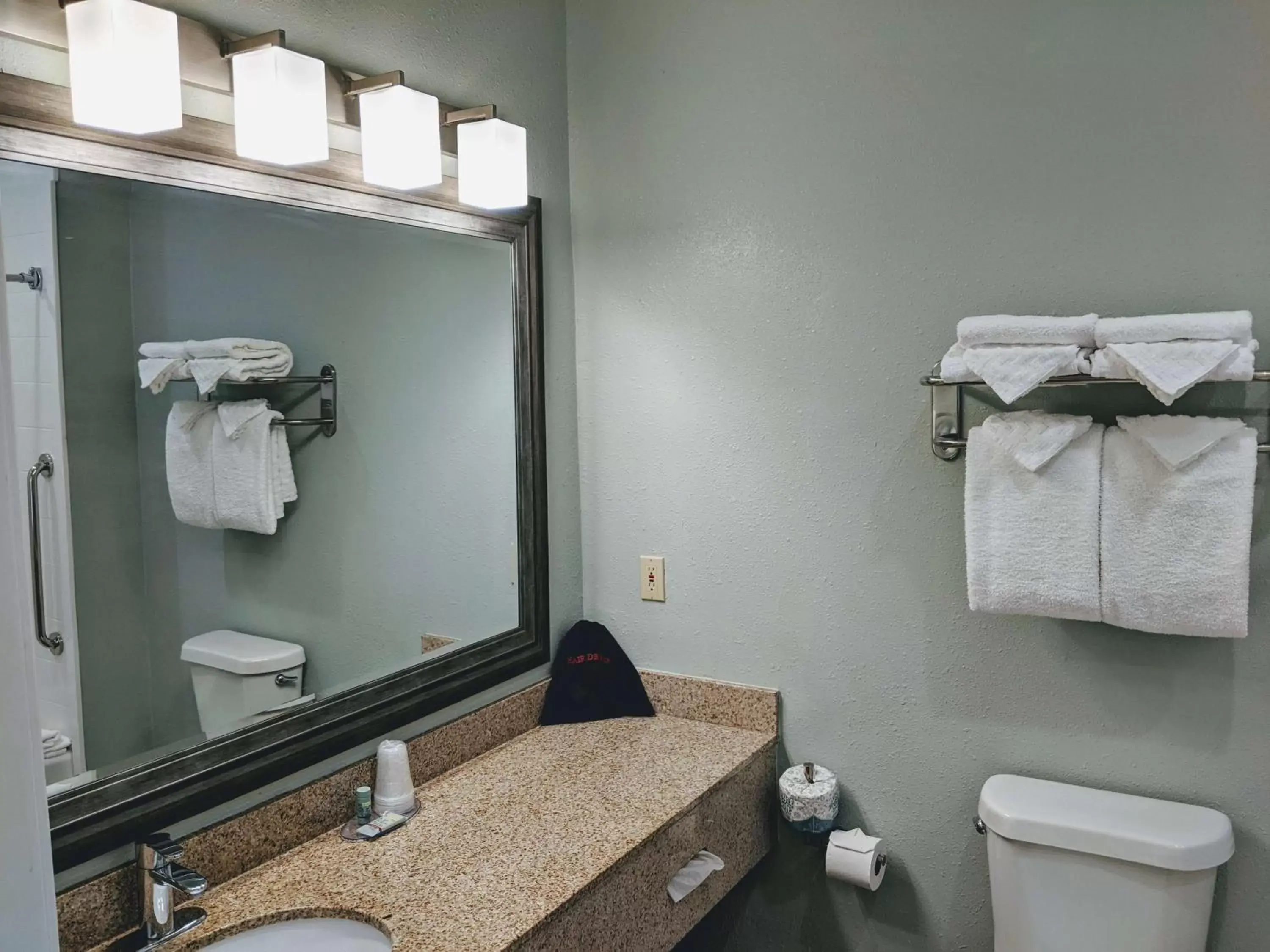 Bathroom in Best Western Port Aransas