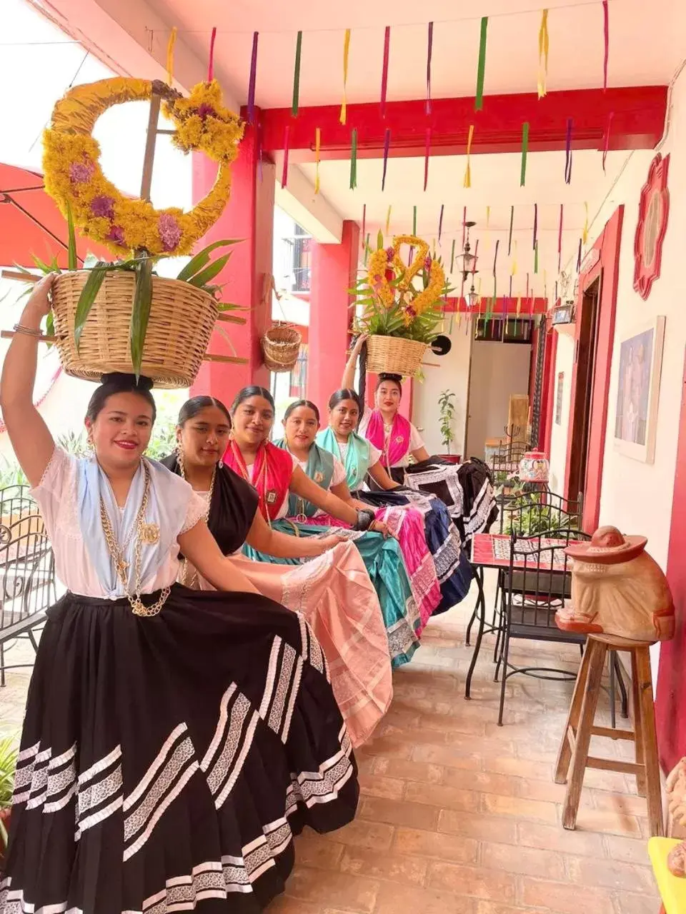 group of guests in Posada Don Mario