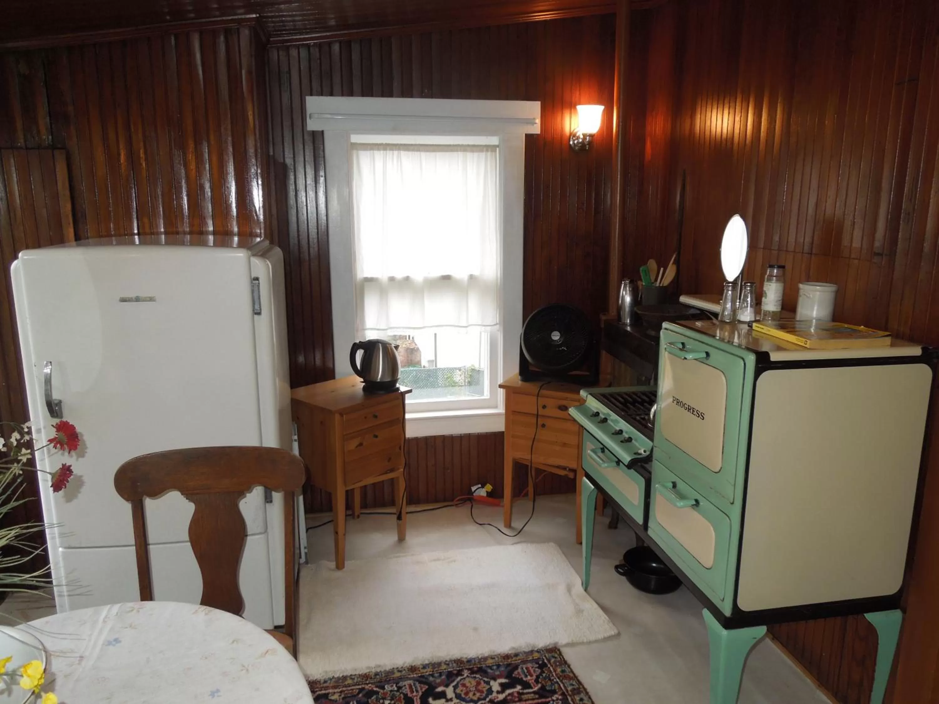 Photo of the whole room in Victorian Bed & Breakfast of Staten Island