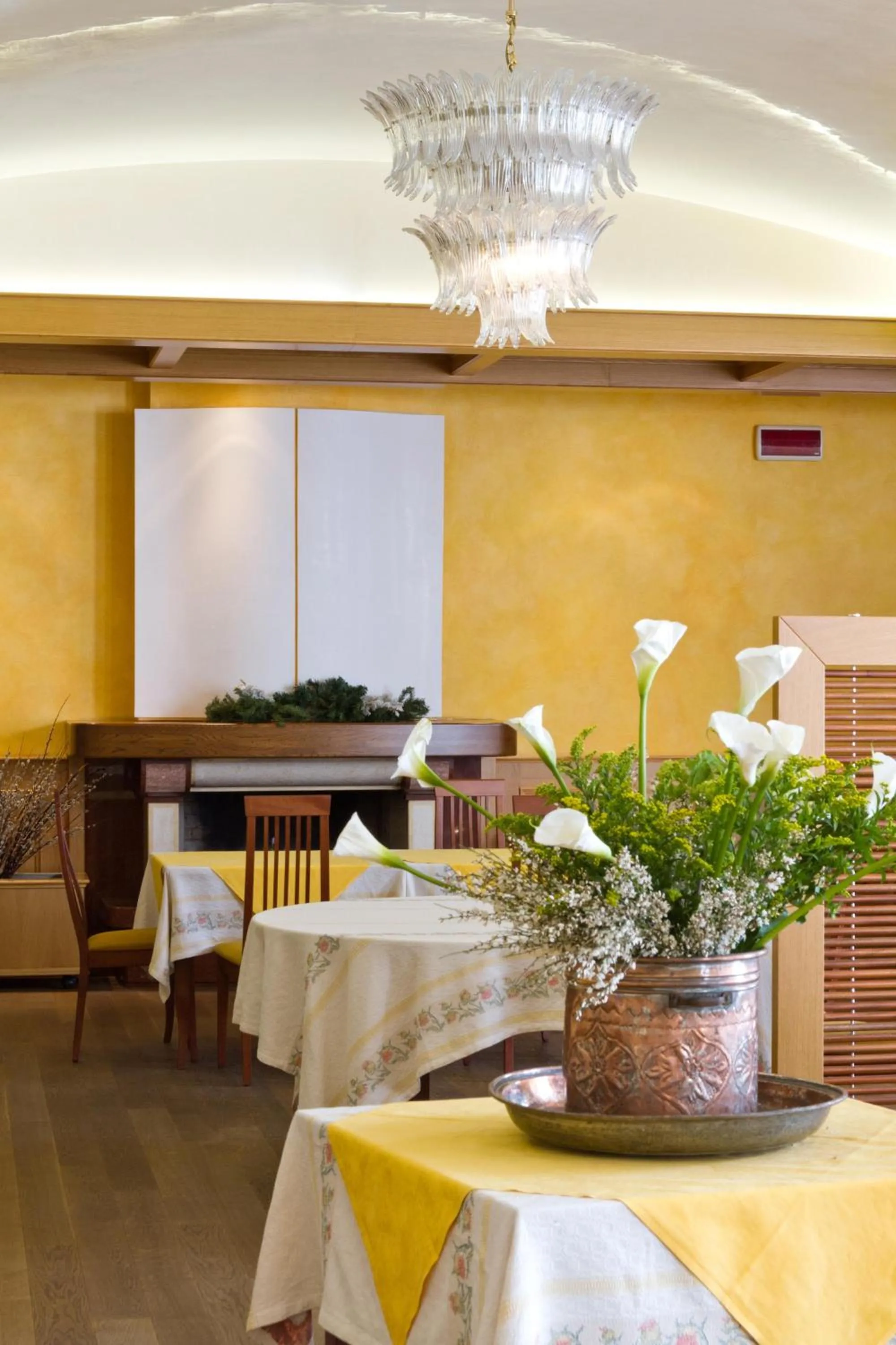Restaurant/places to eat in Albergo Roma