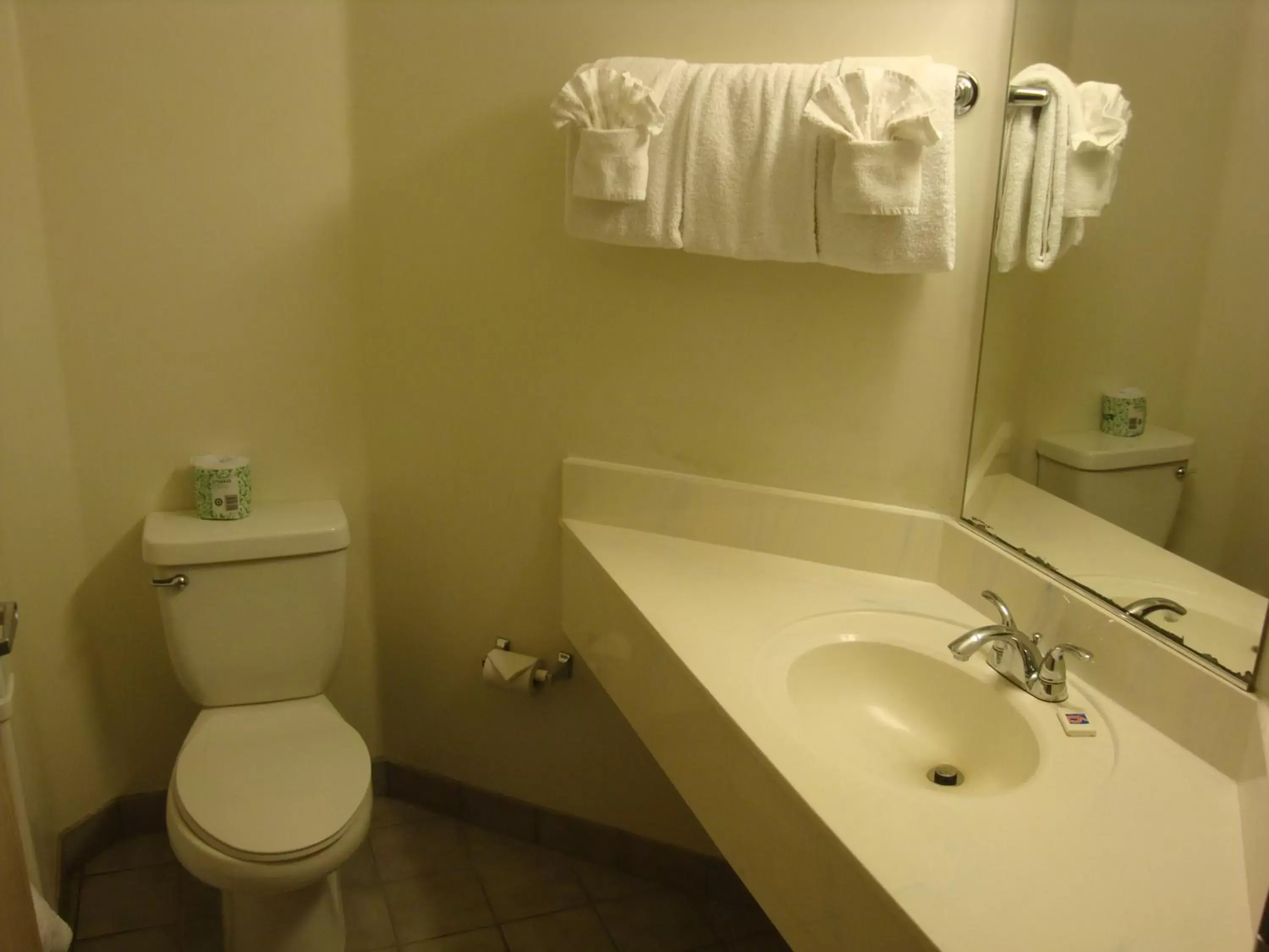 Bathroom in Motel 6-Lake Havasu, AZ - Lakeside