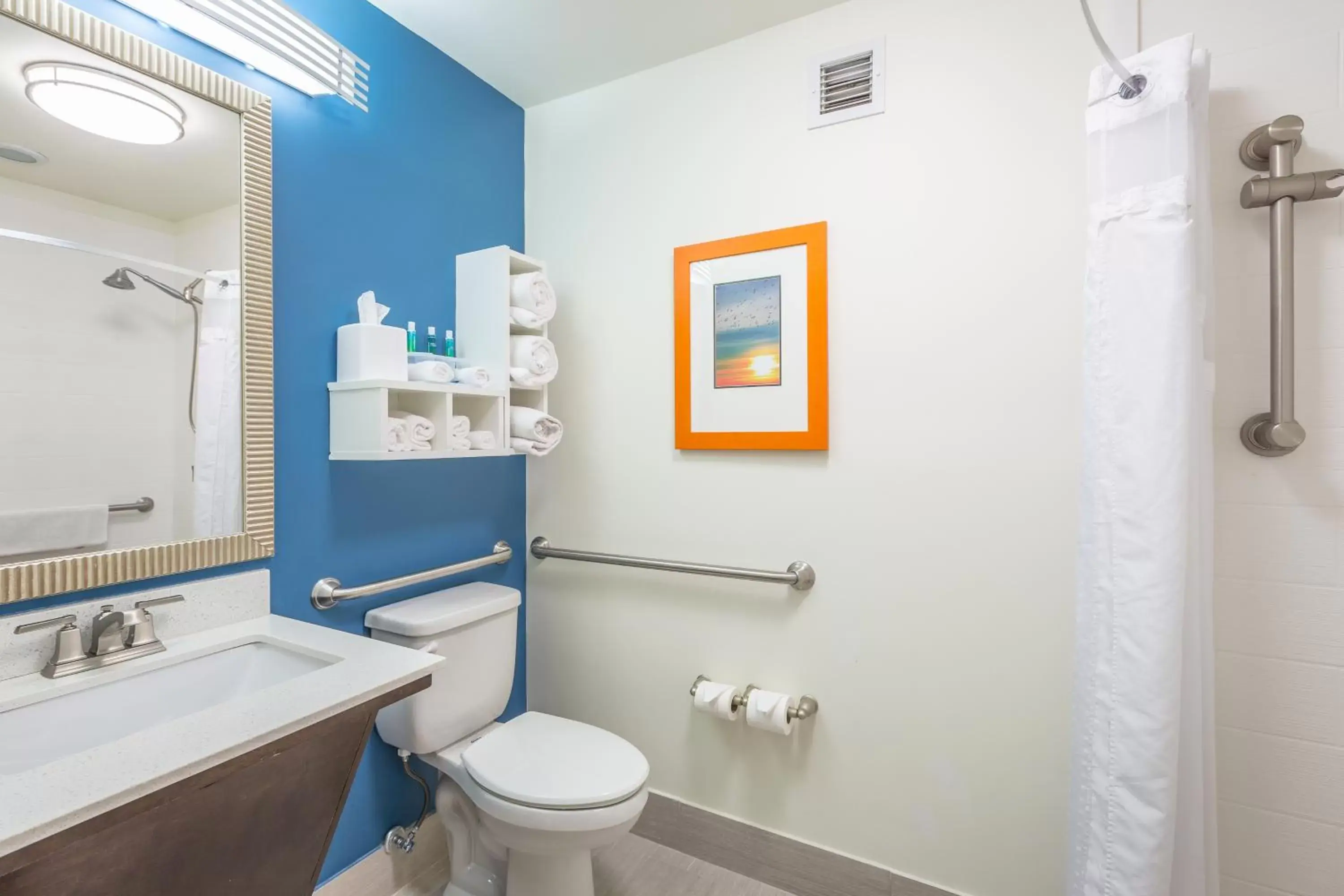 Bathroom in Holiday Inn Express Saint Simons Island, an IHG Hotel