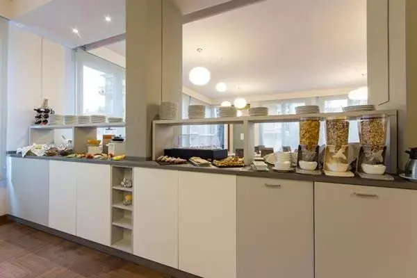 Breakfast in Hotel Villa San Giuseppe Breakfast in Hotel Villa San Giuseppe