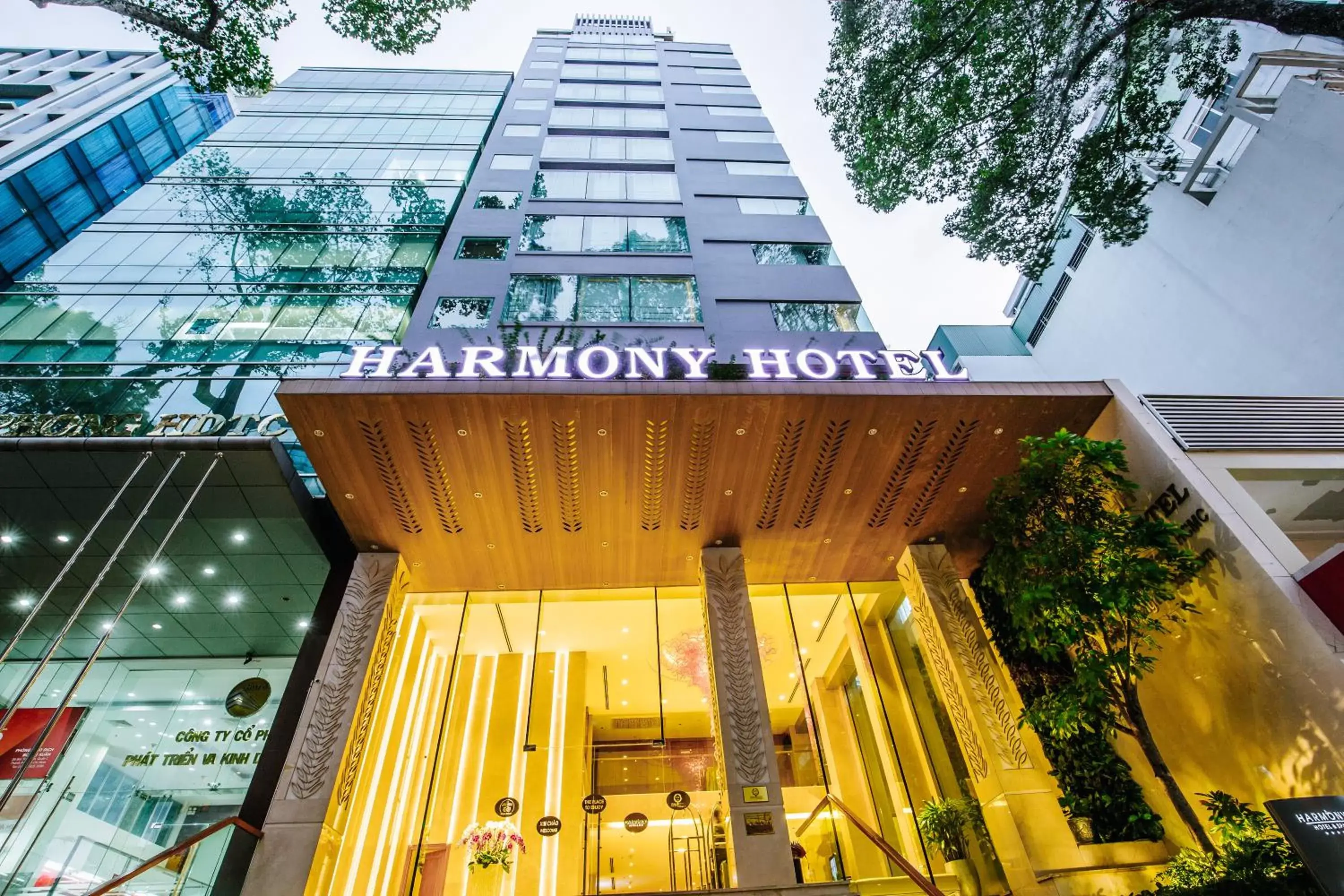 Facade/entrance in Harmony Saigon Hotel & Spa
