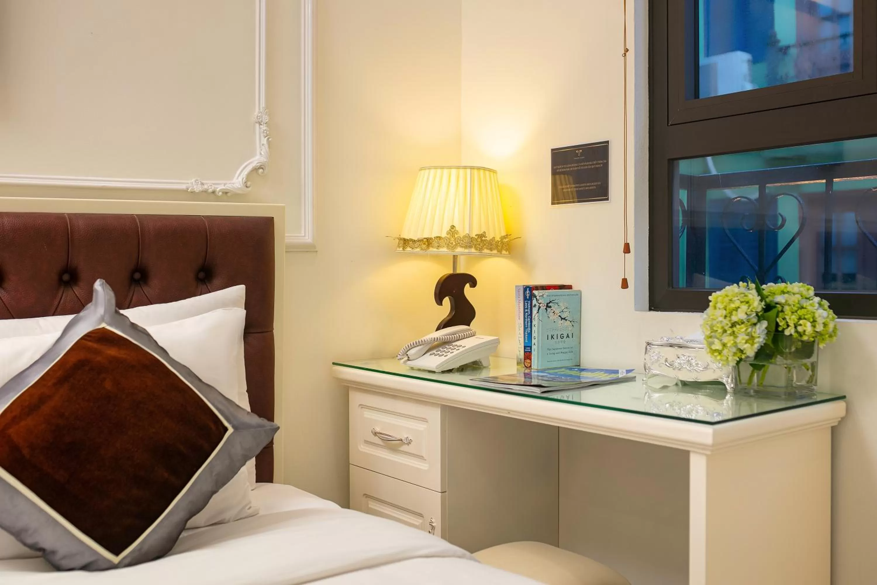 hair dresser, Bed in TrangTrang Classy Hotel