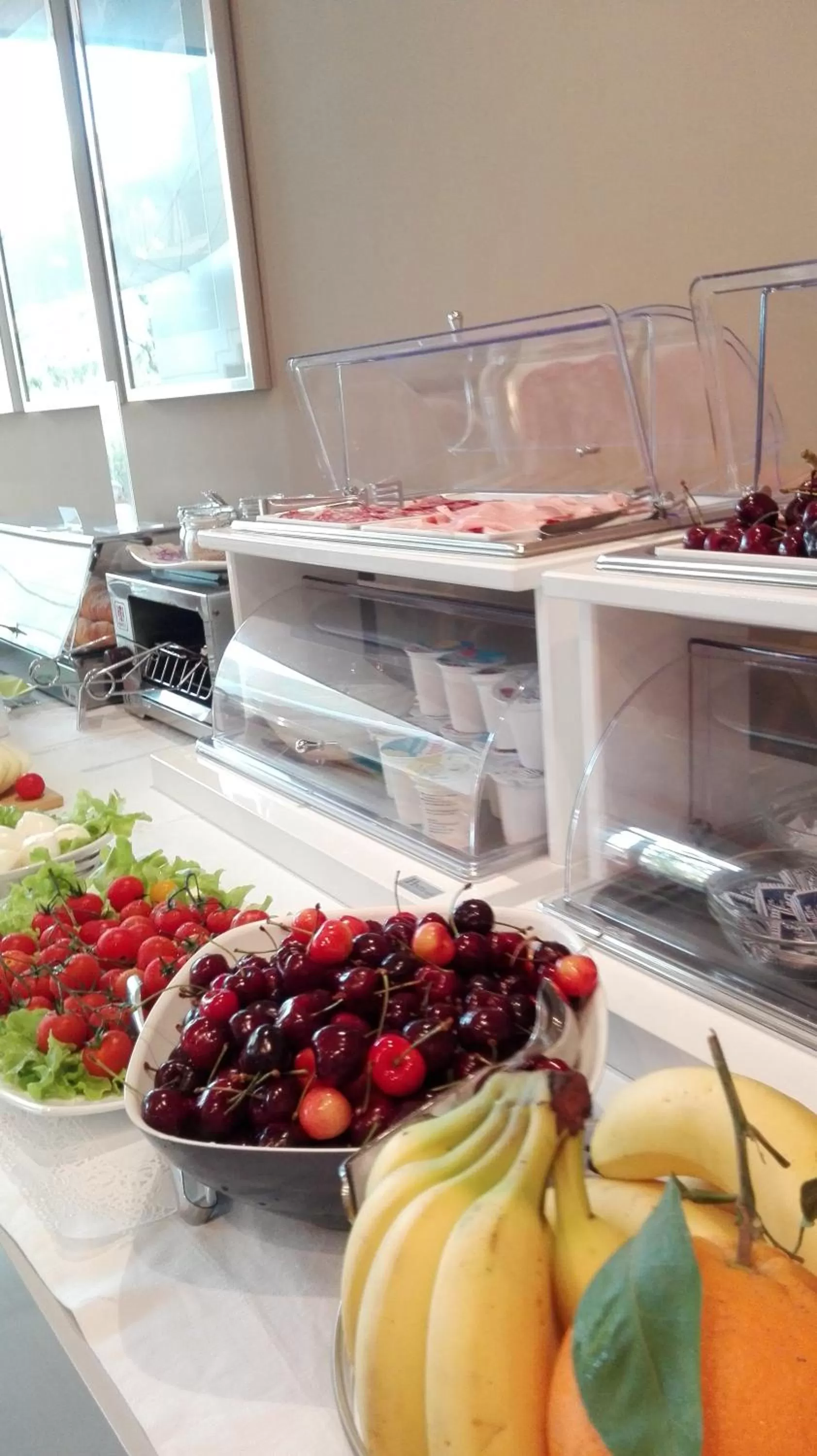 Continental breakfast in Hotel Maiuri Pompei