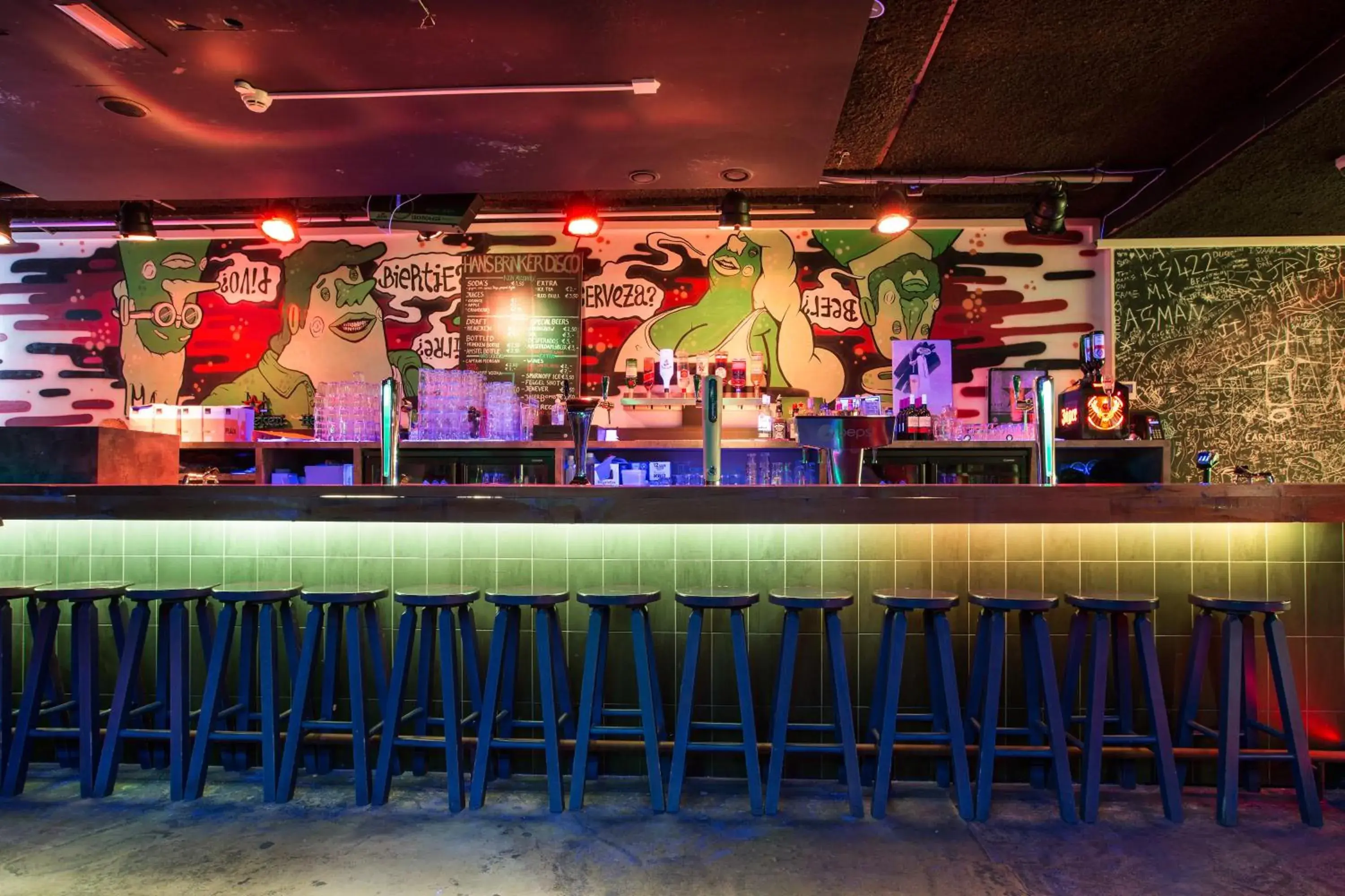 Nightclub / DJ, Lounge/Bar in Hans Brinker Hostel Amsterdam
