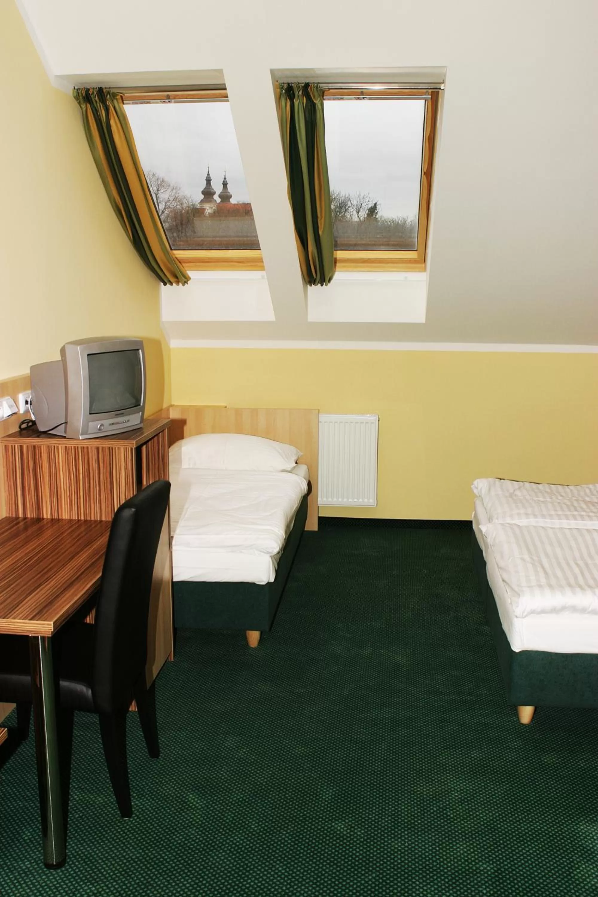 Bedroom, Bed in Hotel U Divadla