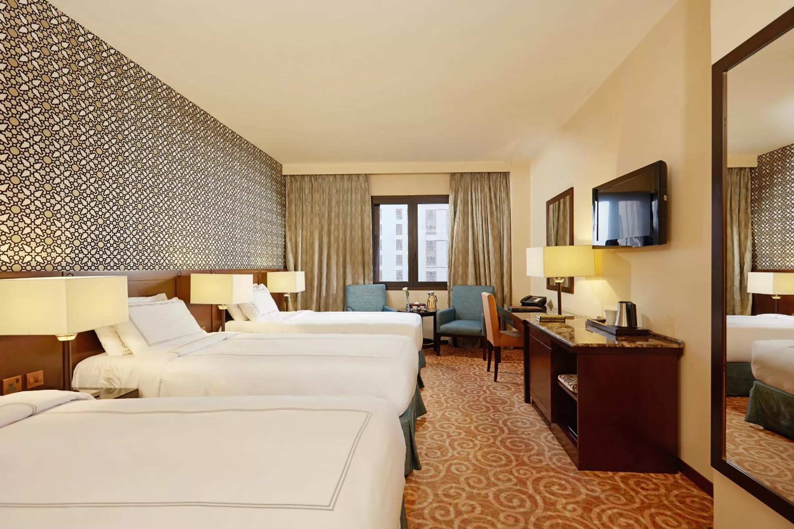 Bedroom, Bed in Dallah Taibah Hotel