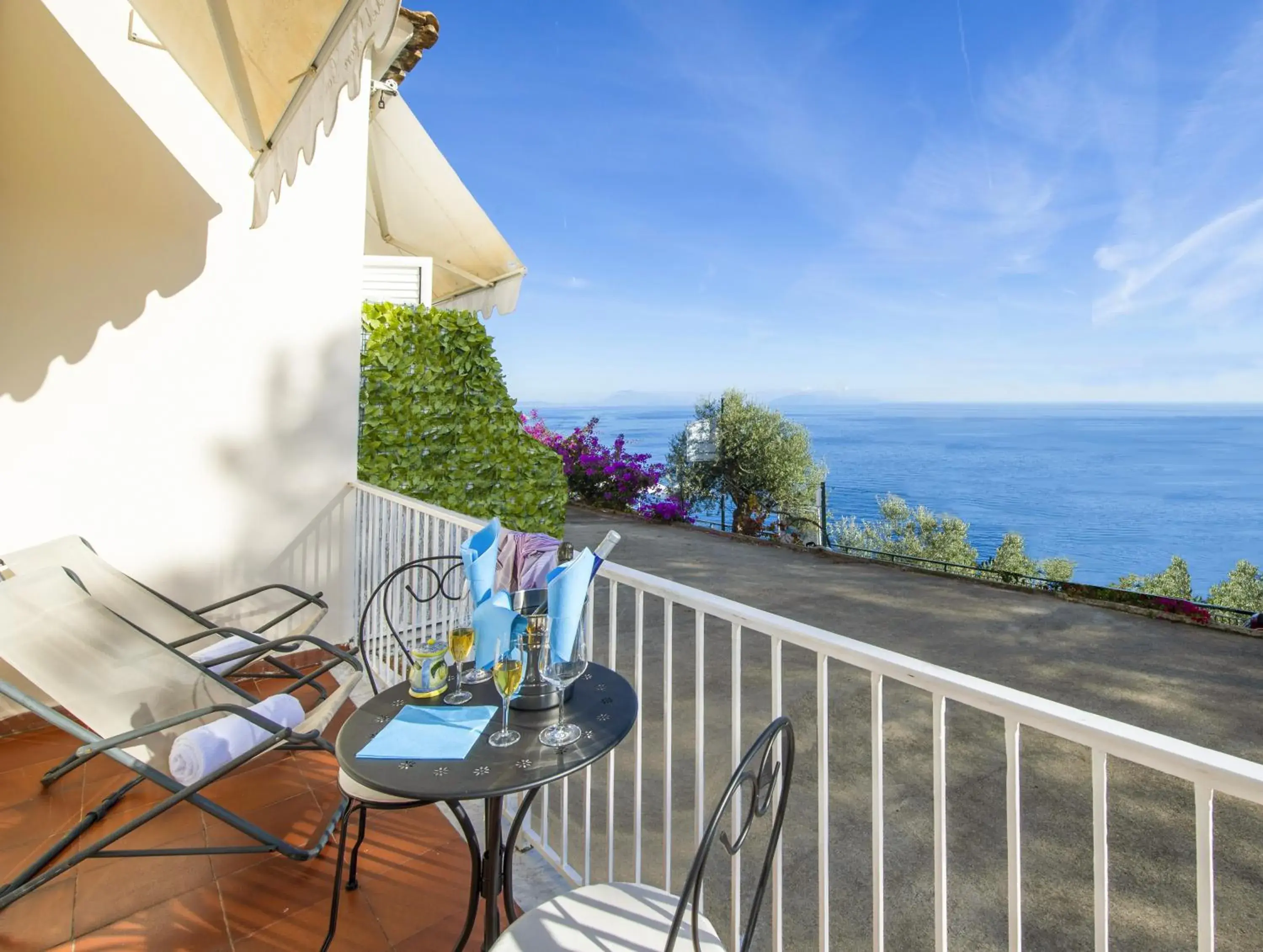 Balcony/Terrace in Open Gate