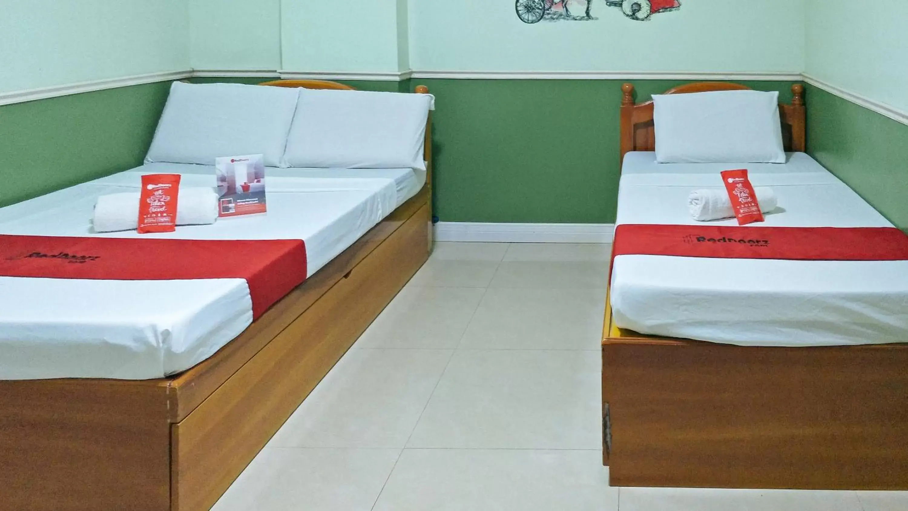 Bed, Bathroom in RedDoorz @ Bonifacio St Cebu
