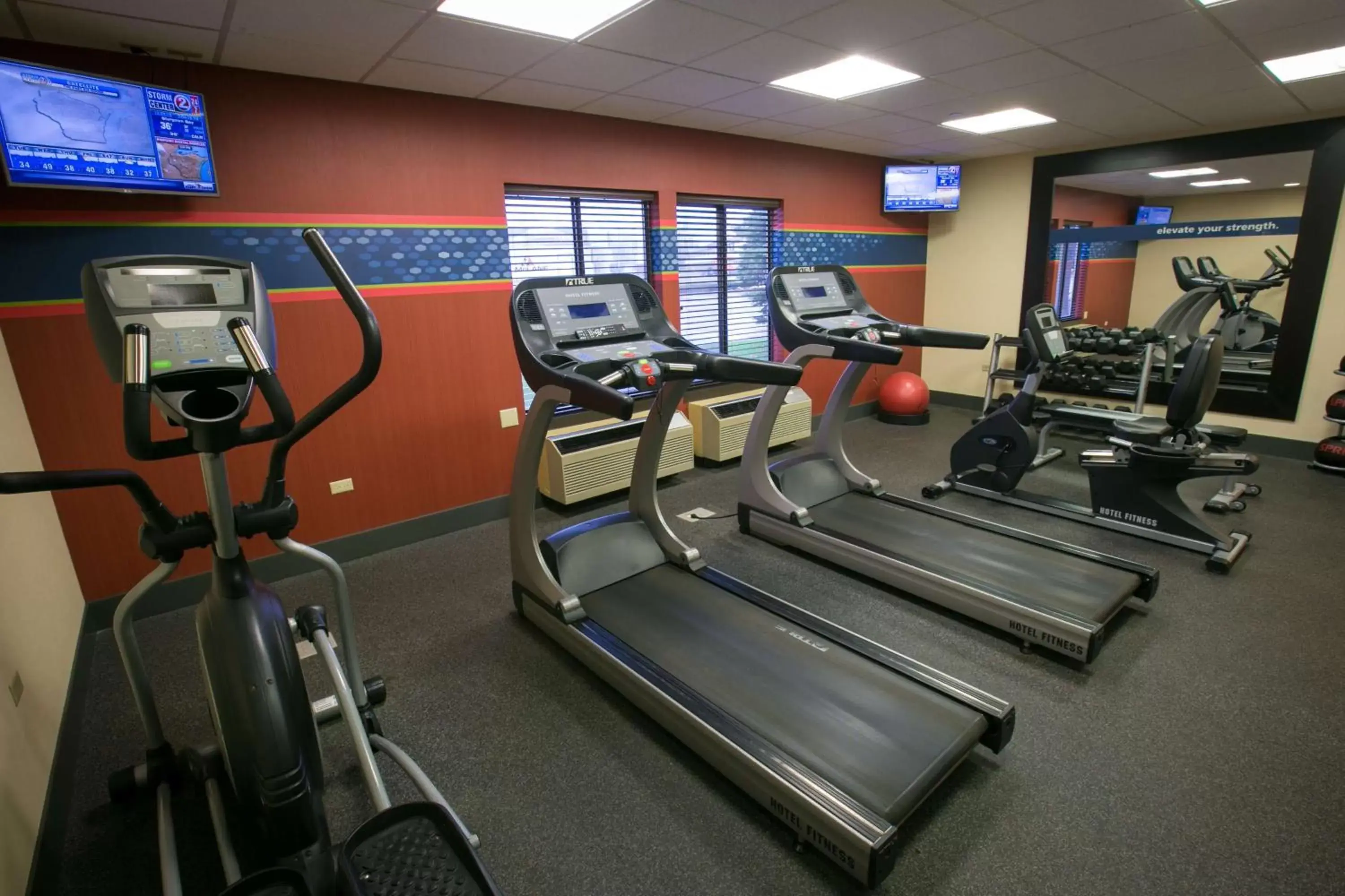 Fitness centre/facilities, Fitness Center/Facilities in Hampton Inn Green Bay