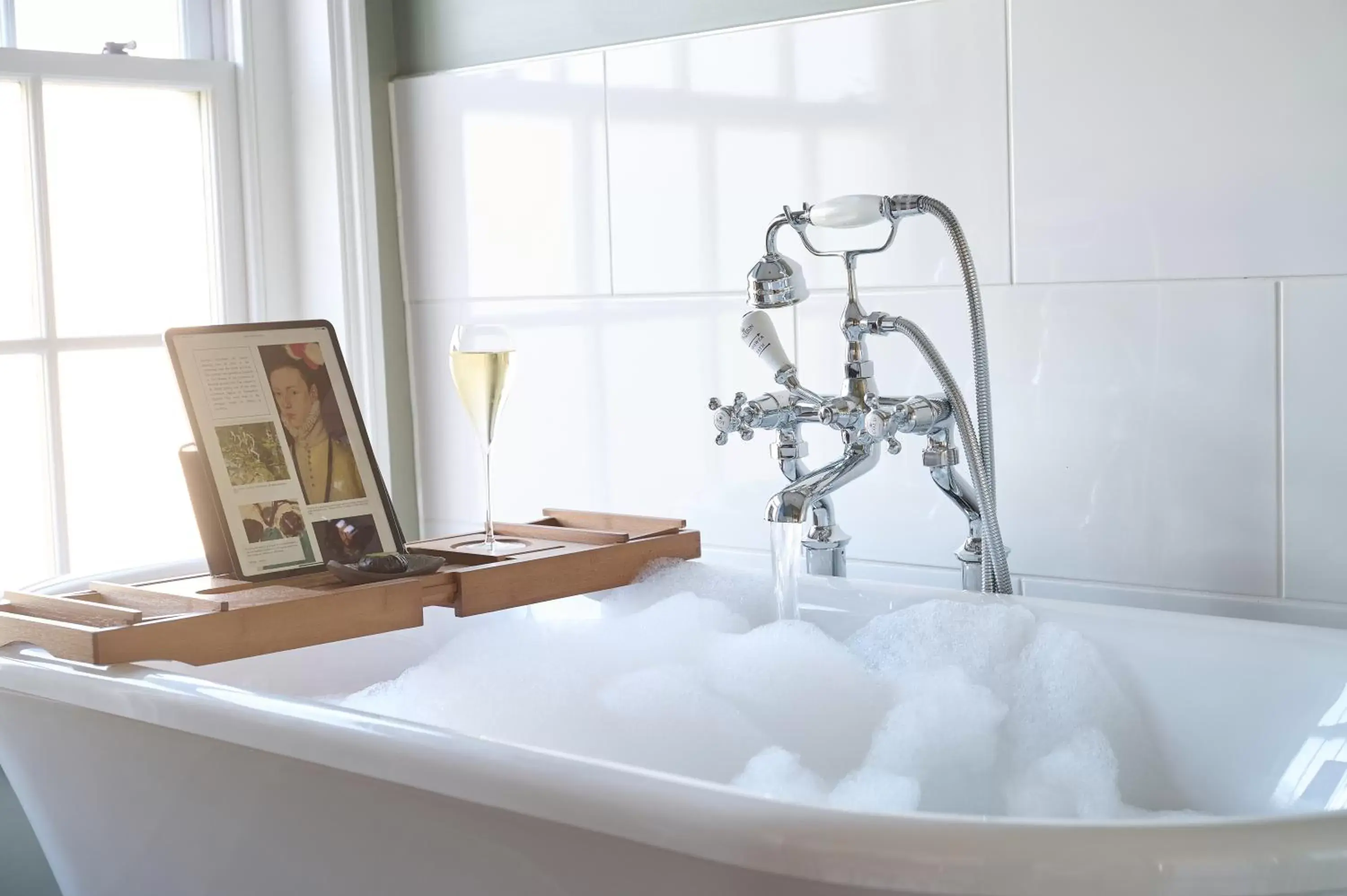 Bathroom in The Angel Inn, Stoke-by-Nayland