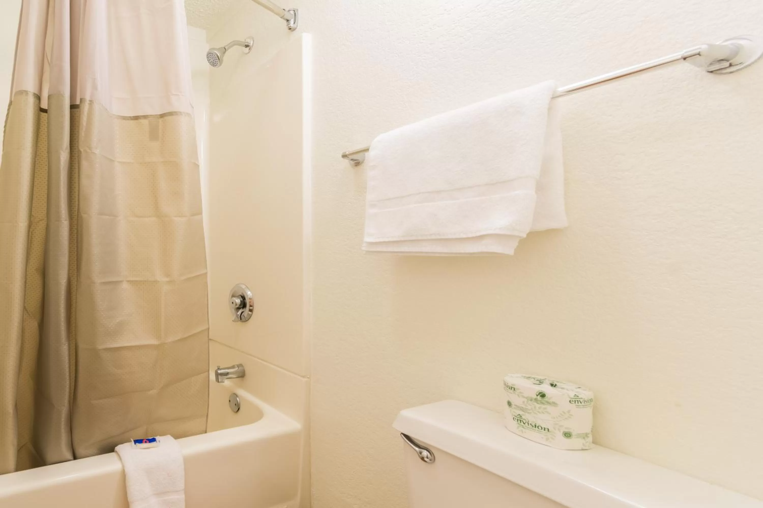 Bathroom in Travelodge by Wyndham Essington / Philadelphia Airport